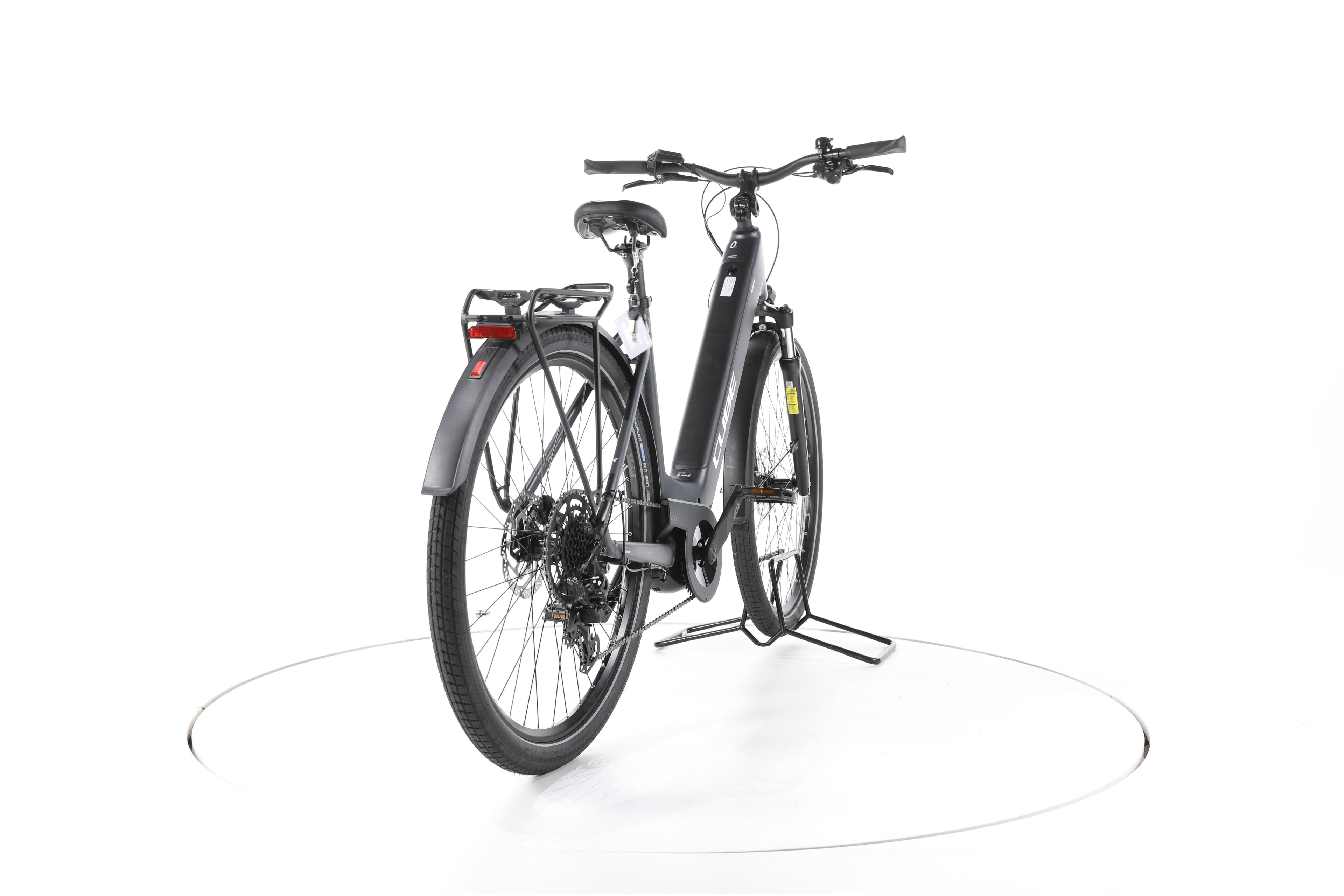 Cube Touring Hybrid ONE Trekking E-Bike Tiefeinsteiger 2024 - Image 11