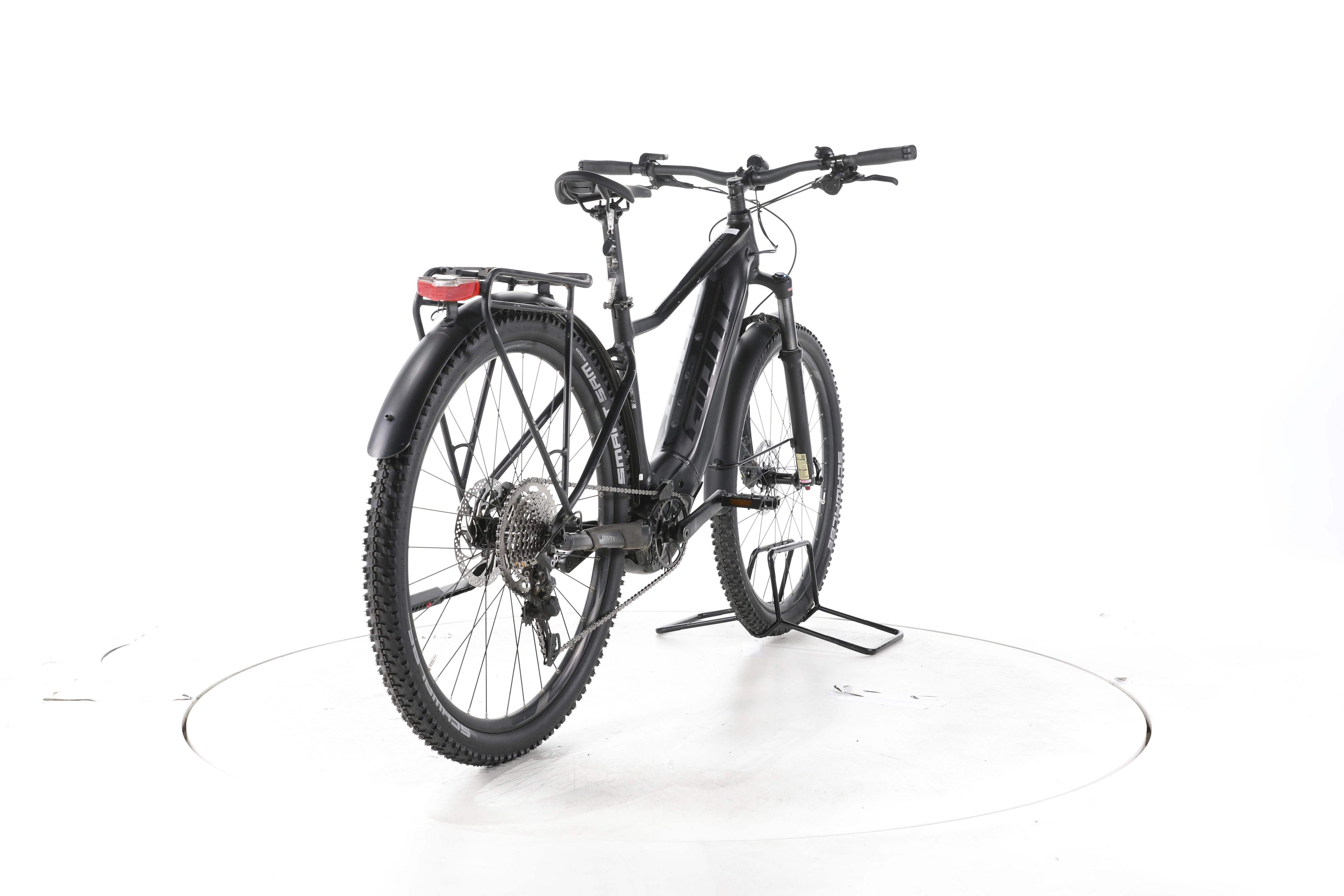 Giant Fathom E+ EX Trekking E-Bike - Image 11
