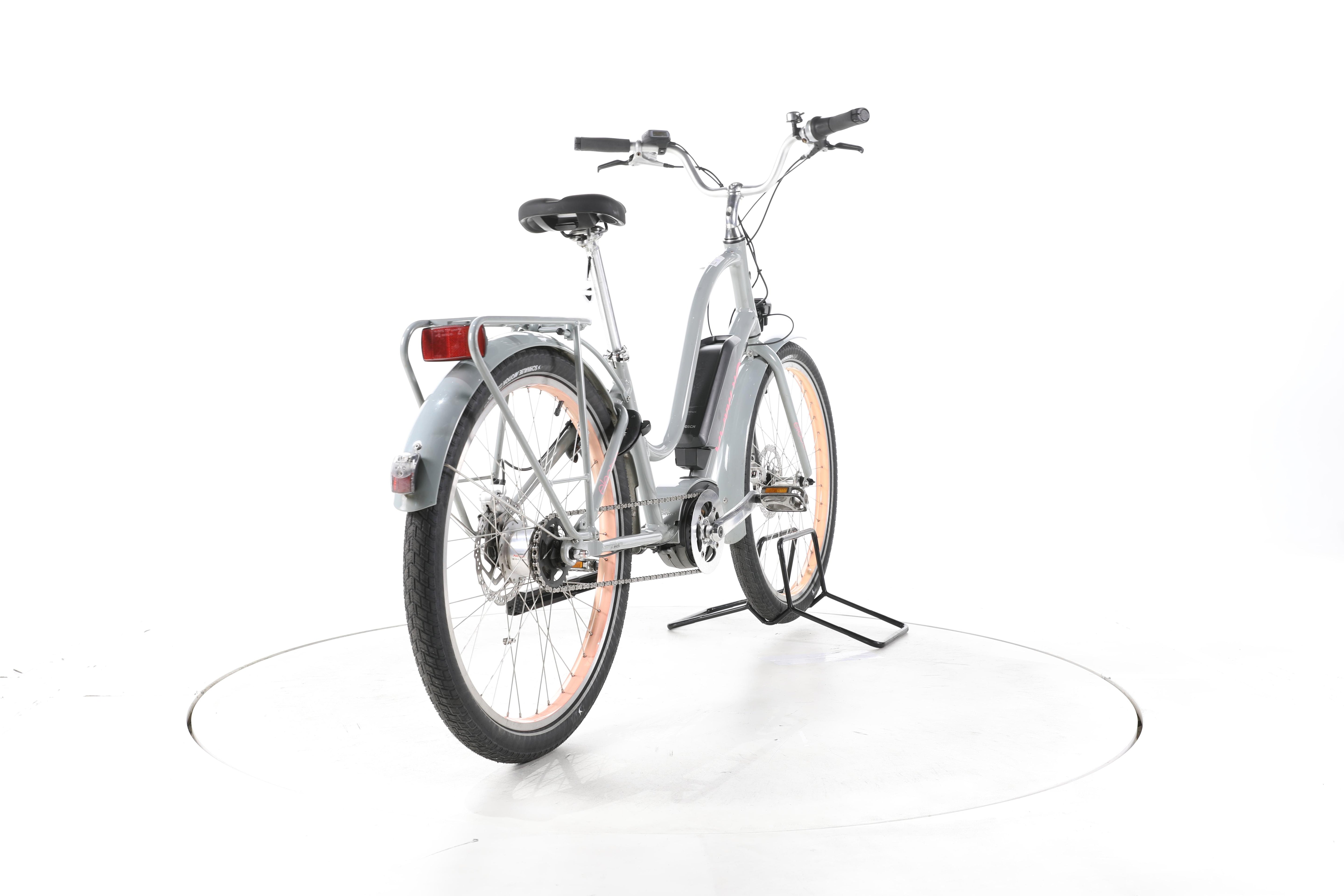 Electra Bicycle Townie Go! 5i City E-Bike - Image 11