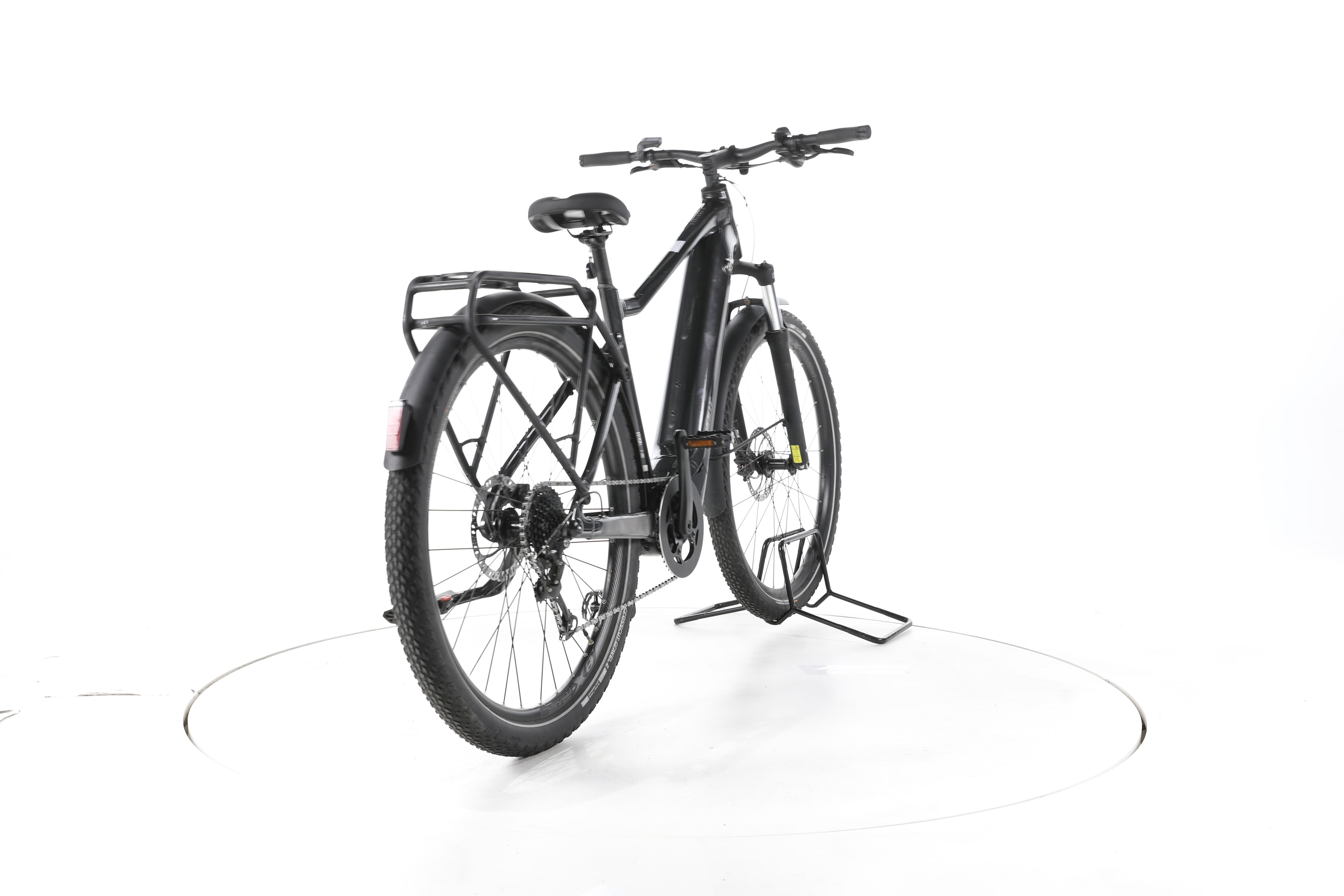 Giant Explore E+ 2 Trekking E-Bike - Image 11