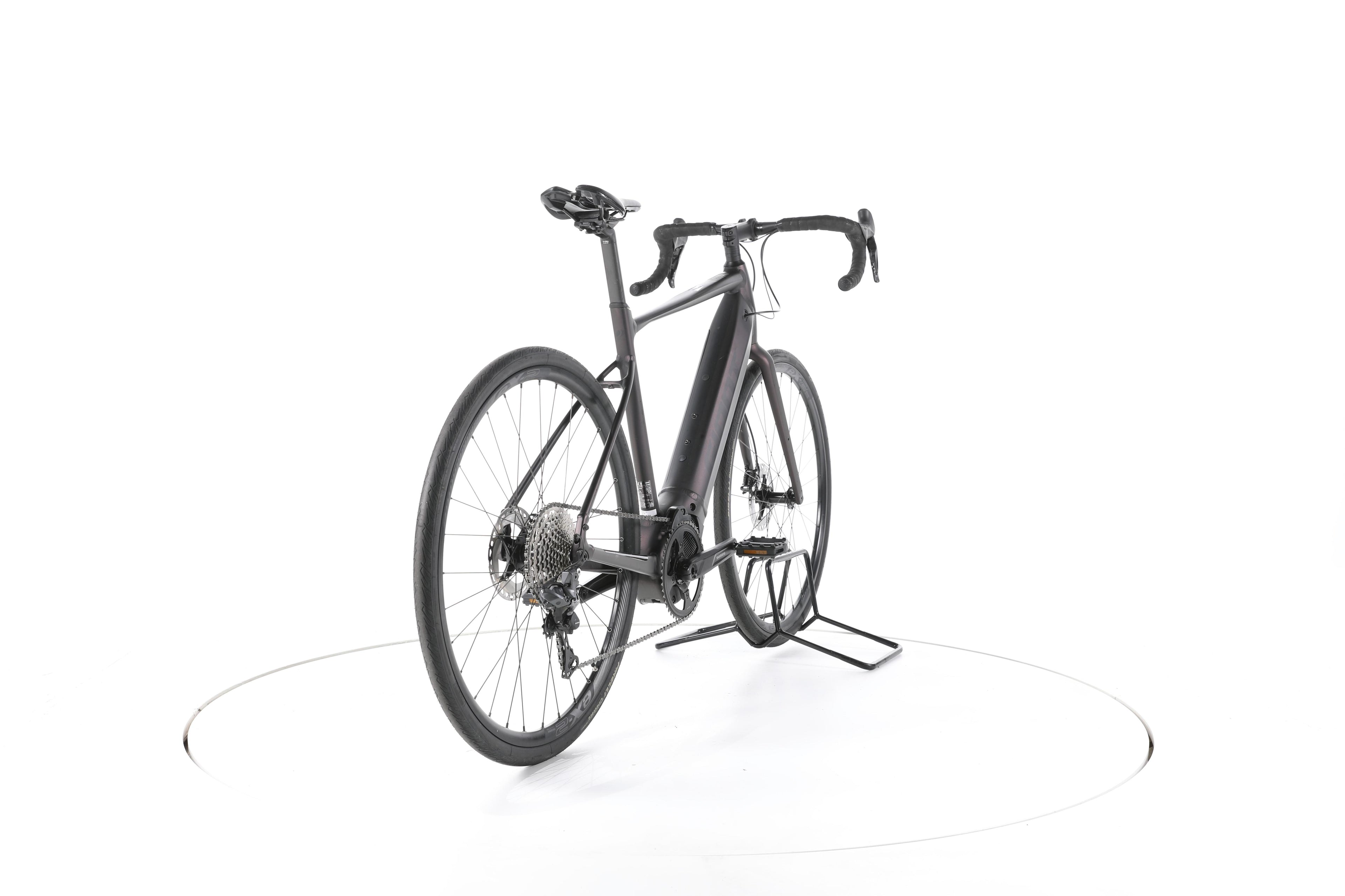 Giant Revolt E+ E-Gravelbike - Image 11