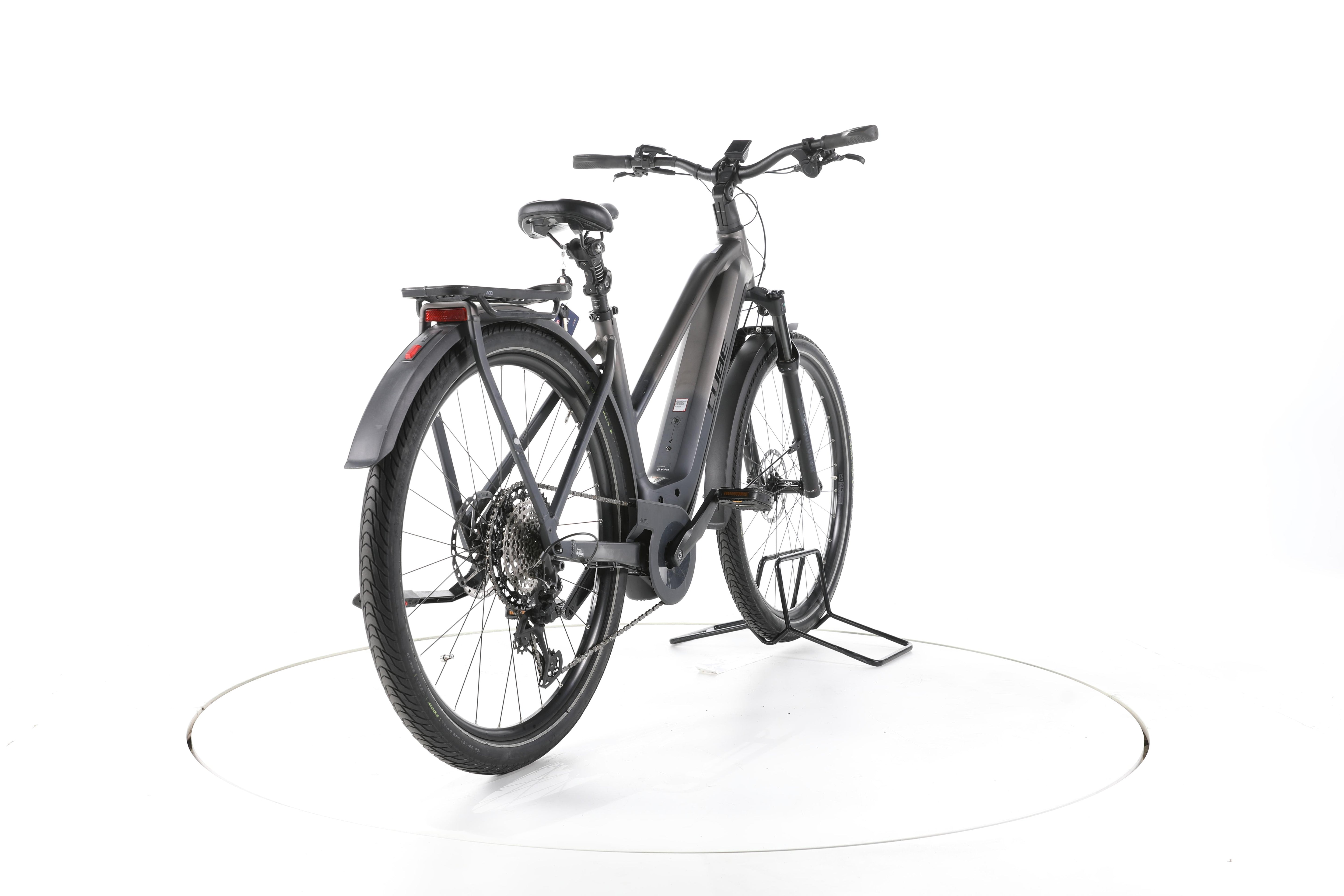 Cube Kathmandu Hybrid SLT Trekking E-Bike - Image 11