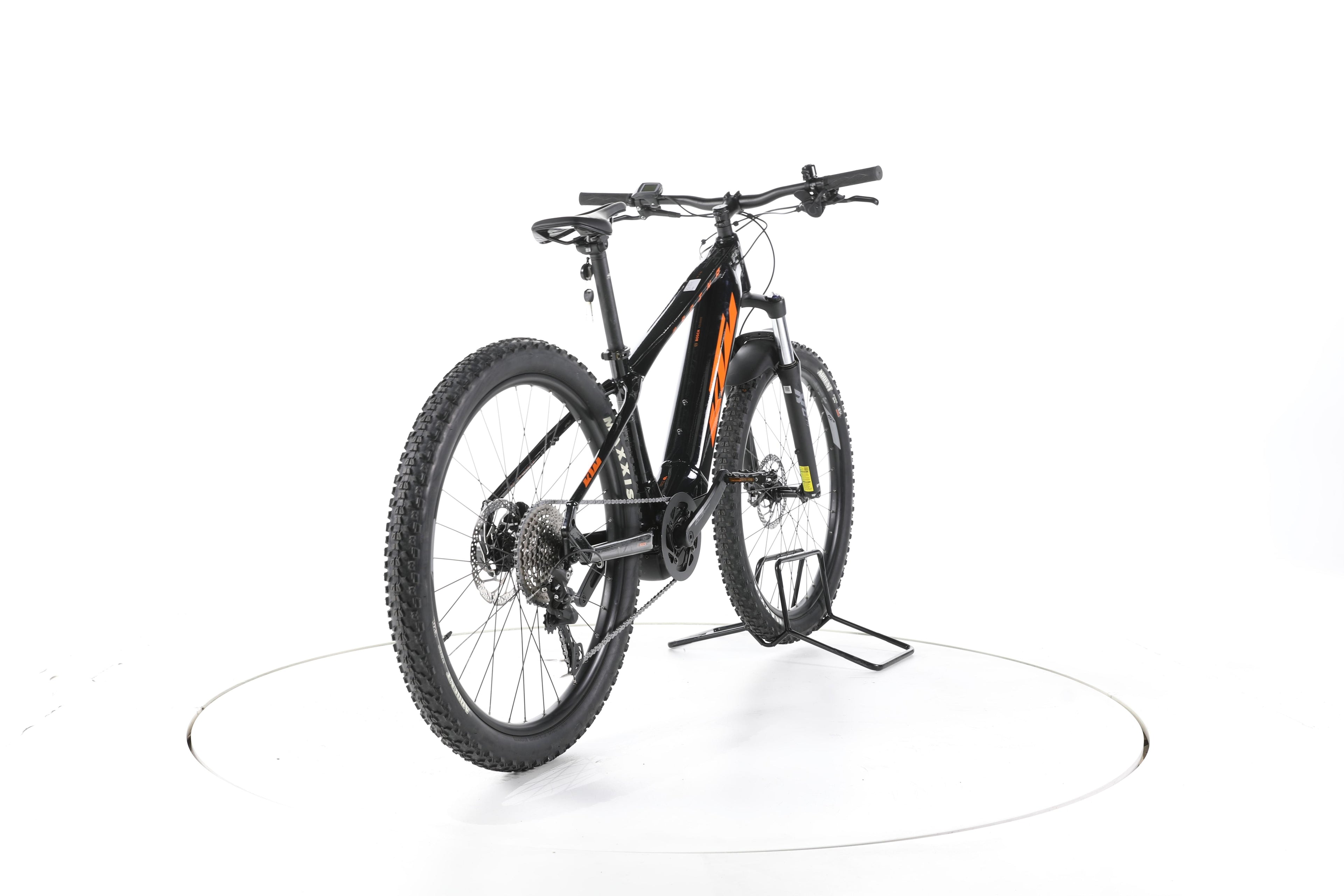 KTM MACINA TEAM 673 E-Bike - Image 11