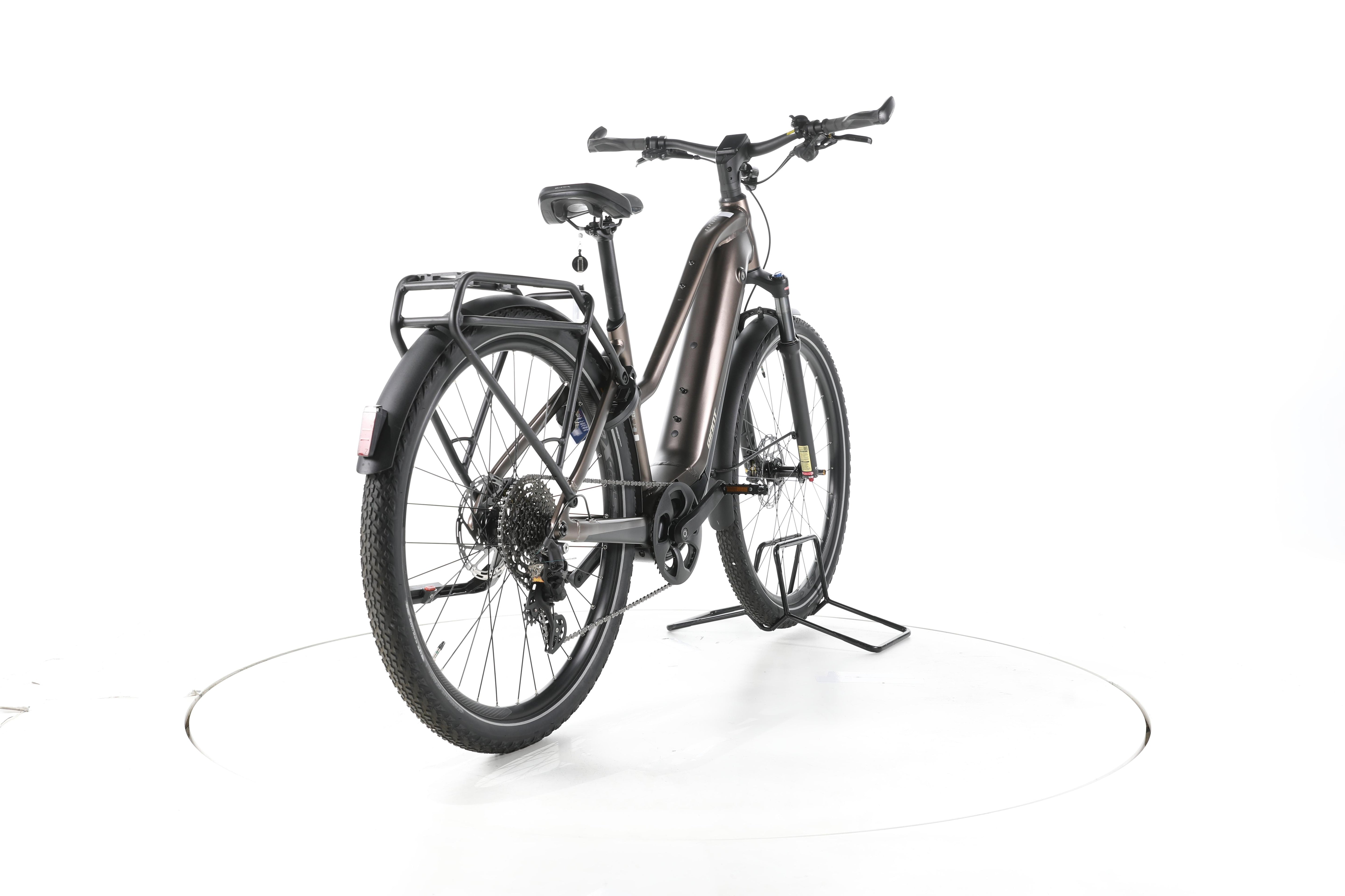 Giant Explore E+1 Pro Trekking E-Bike - Image 11