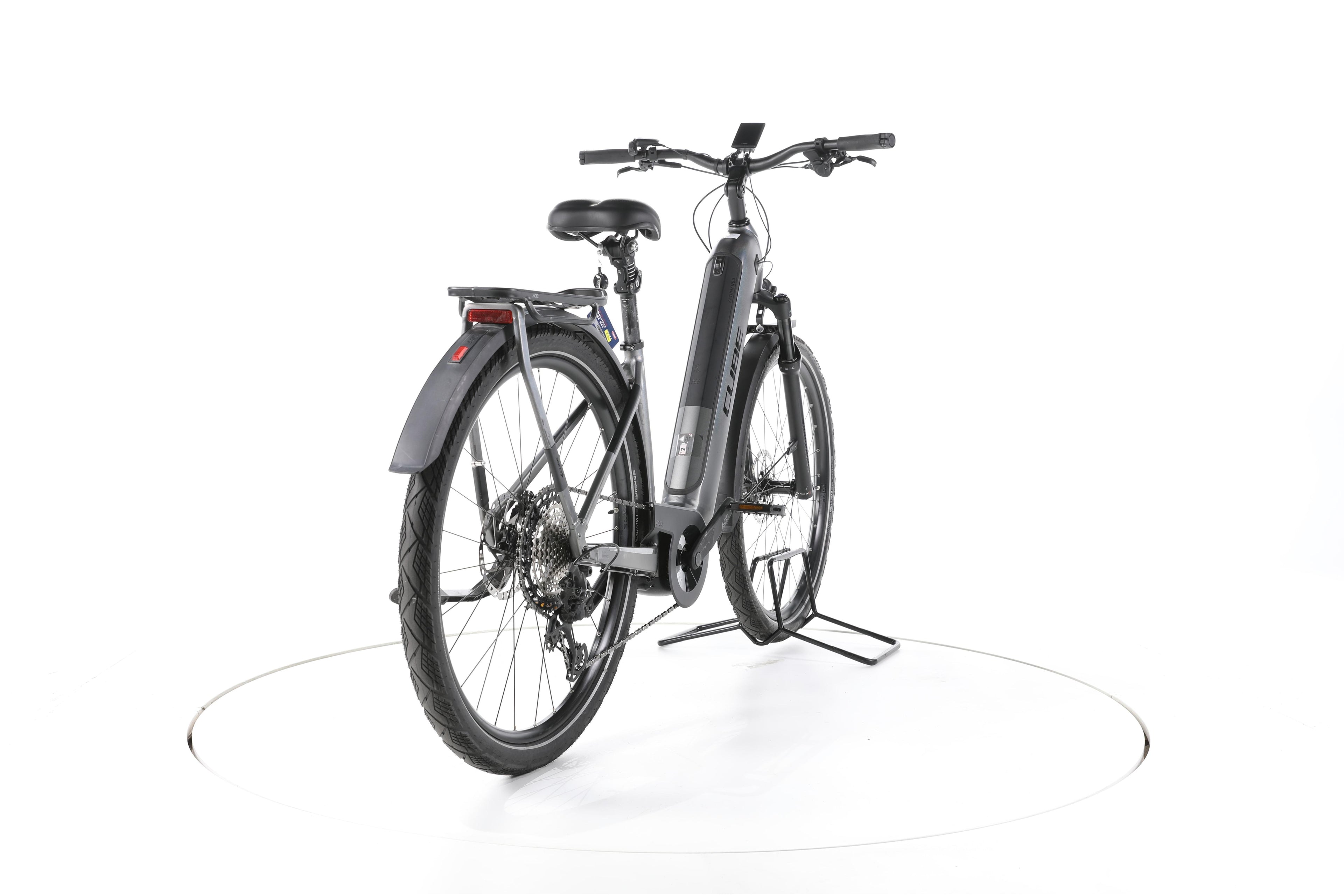 Cube Kathmandu Hybrid SLT Trekking E-Bike Tiefeinsteiger 2024 - Image 11