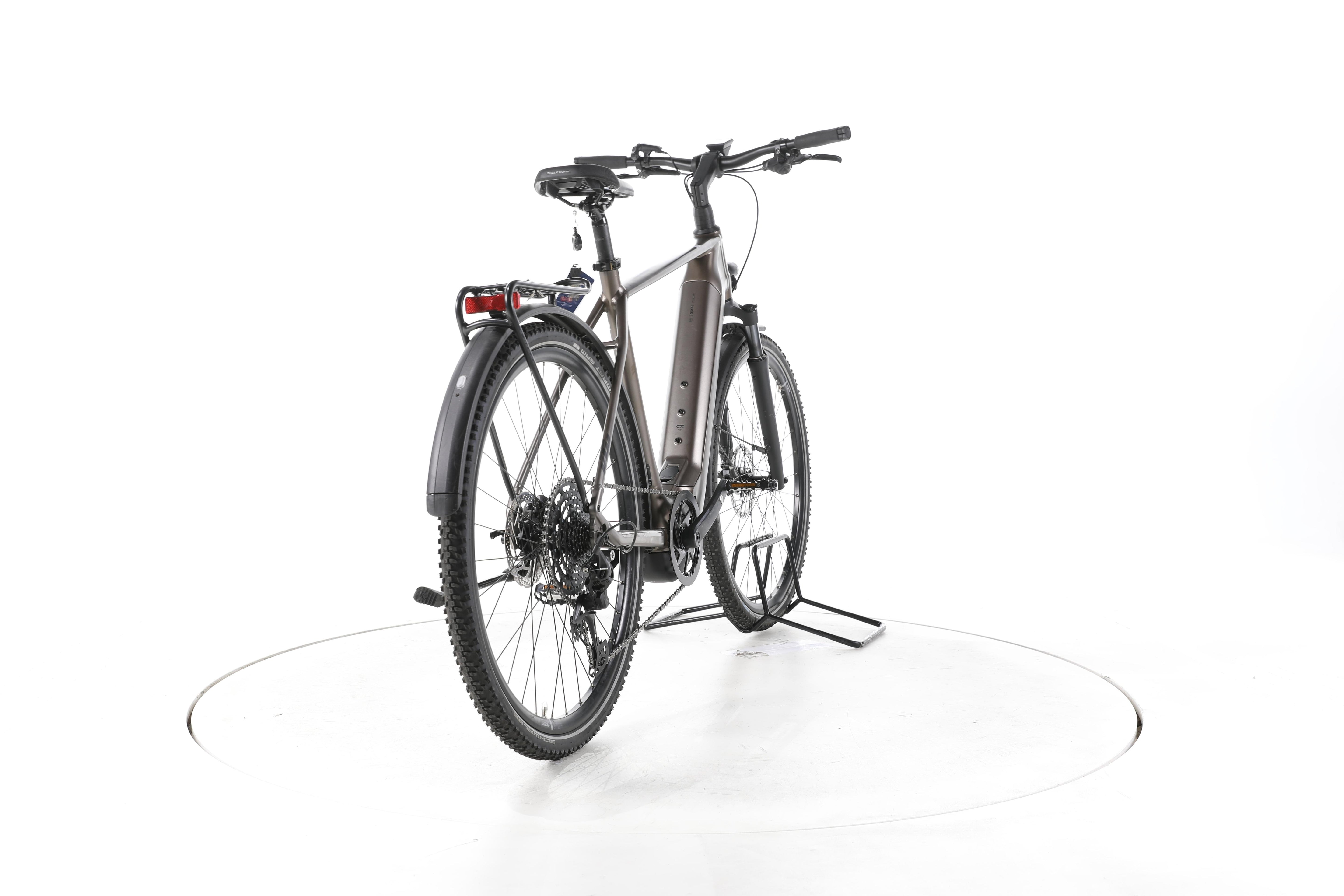 KTM Macina Cross LFC Trekking E-Bike 2025 - Image 11