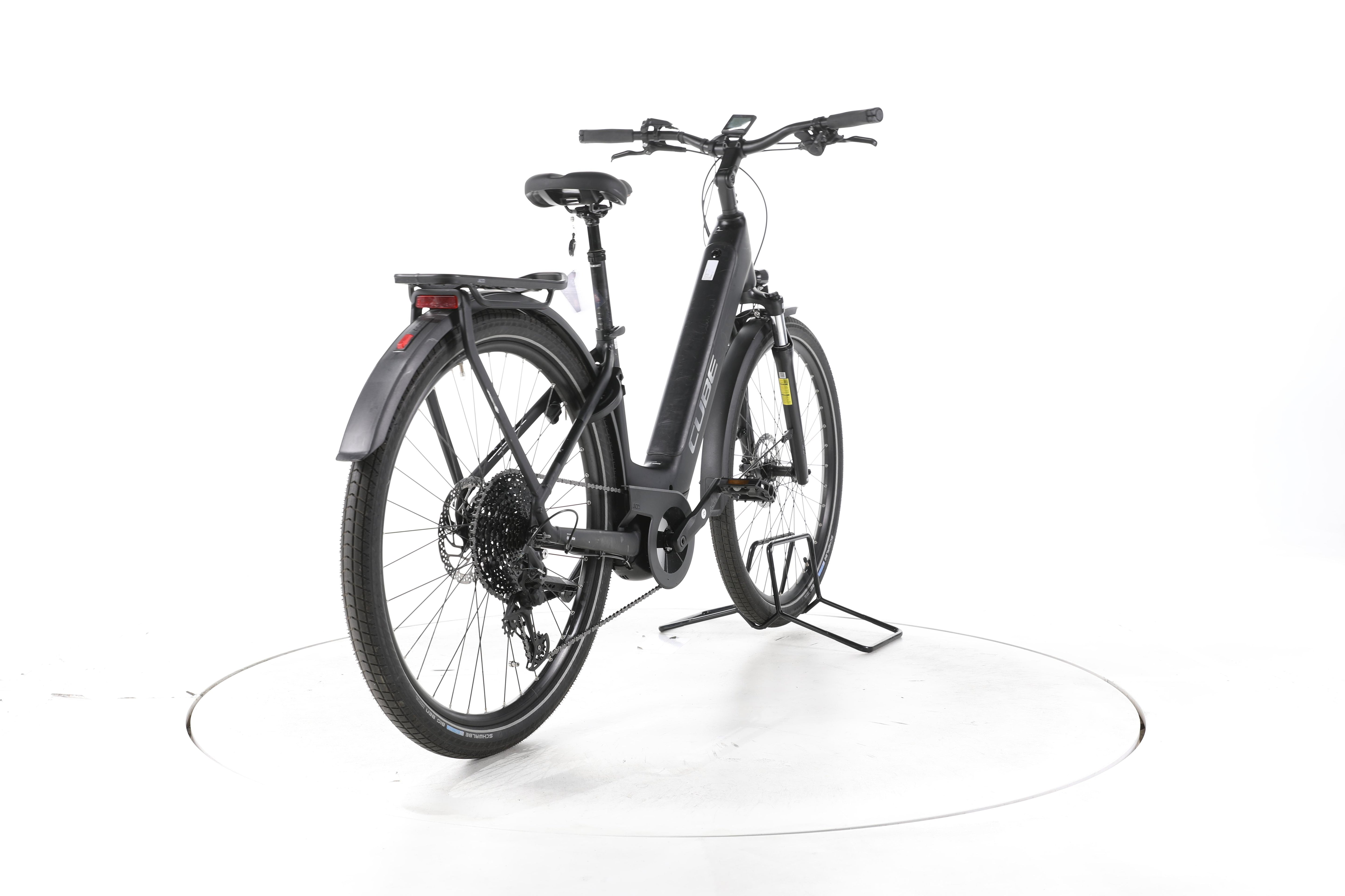 Cube Touring Hybrid Pro Trekking E-Bike Tiefeinsteiger - Image 11