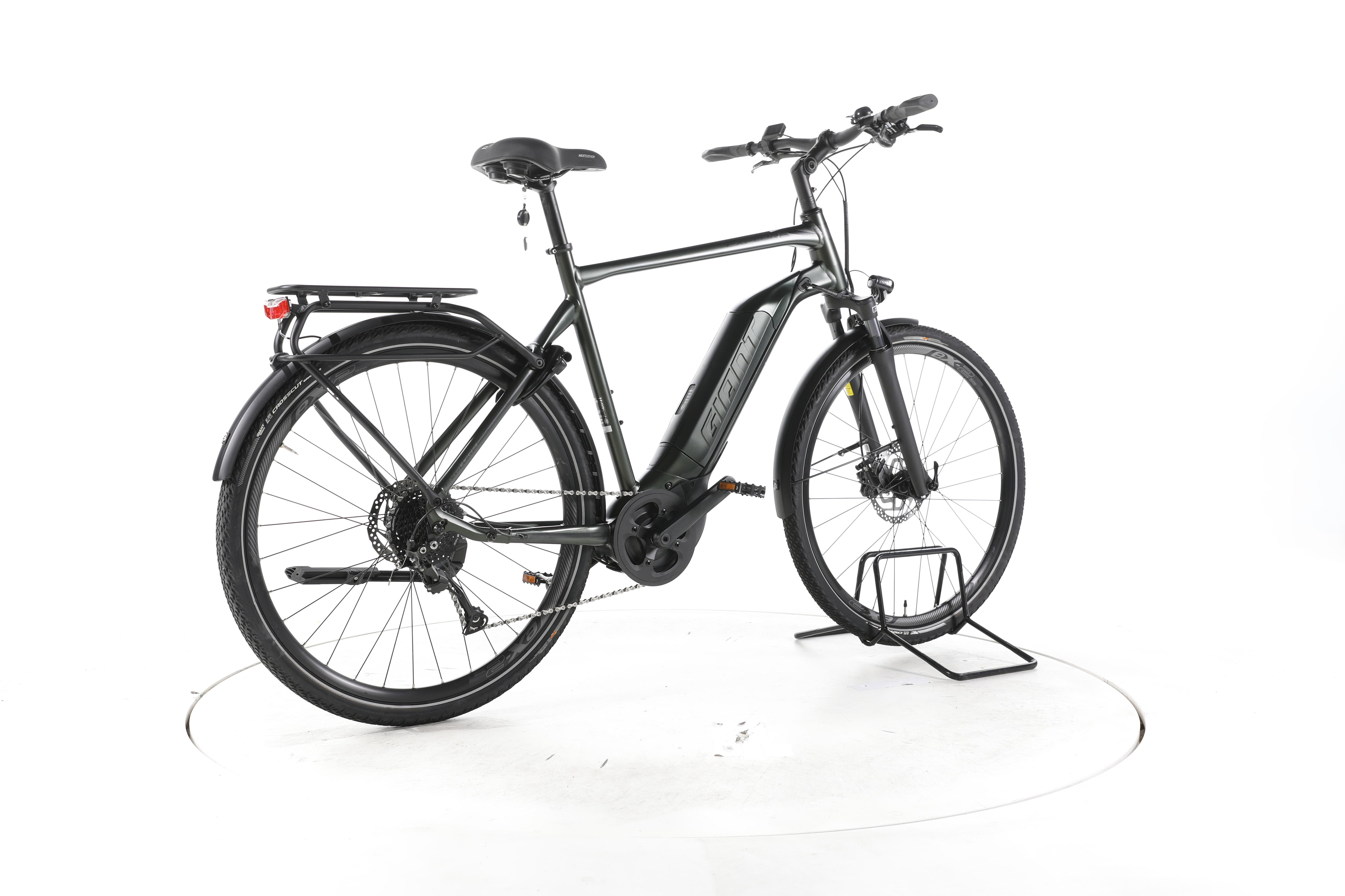 Giant Explore E+ 3 Trekking E-Bike - Image 12