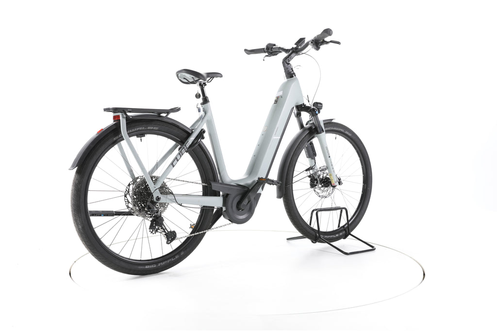 Cube Kathmandu Hybrid Ex Trekking E-Bike Tiefeinsteiger 2024 - Image 12