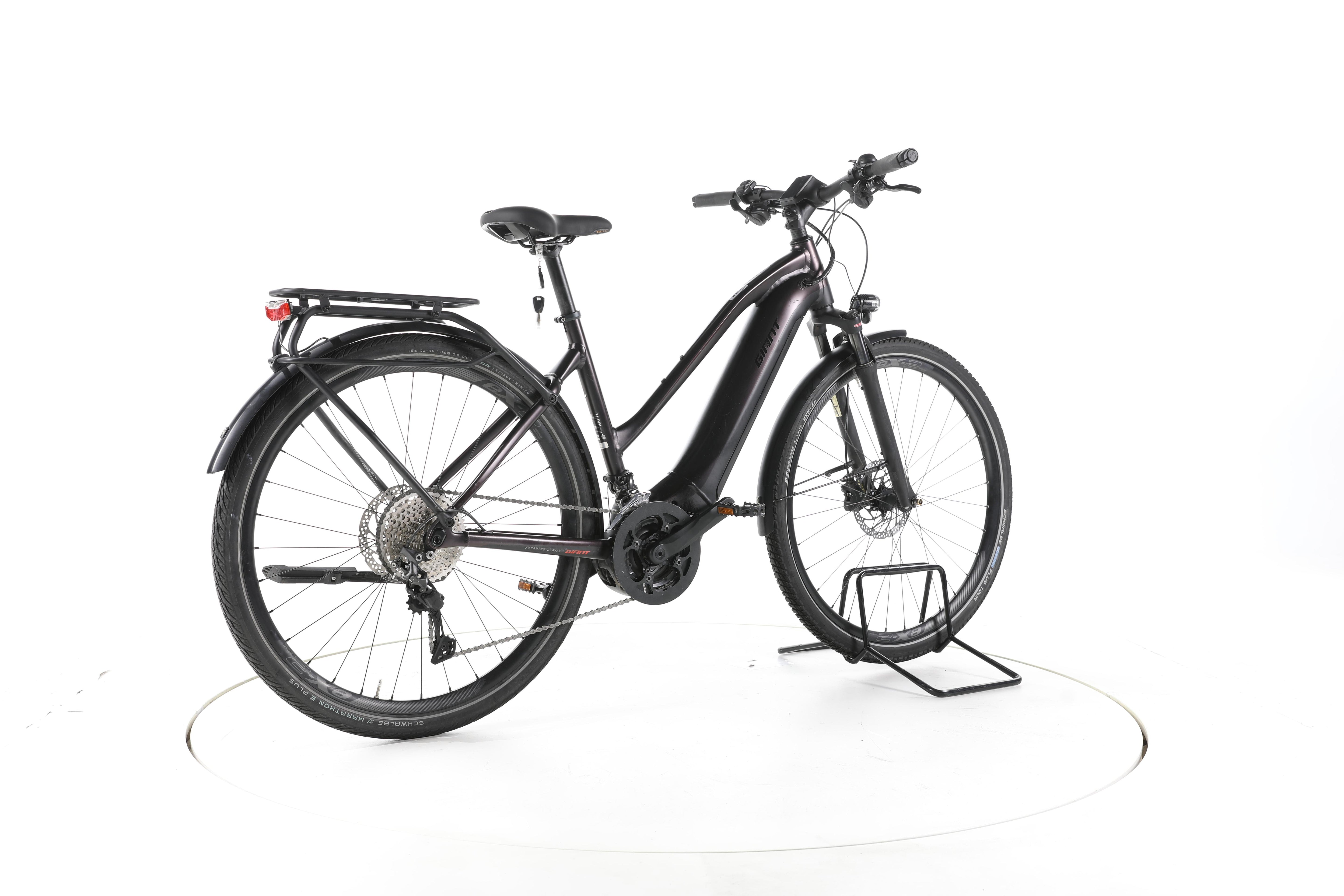 Giant Explore E+ Pro 1 Trekking E-Bike - Image 12