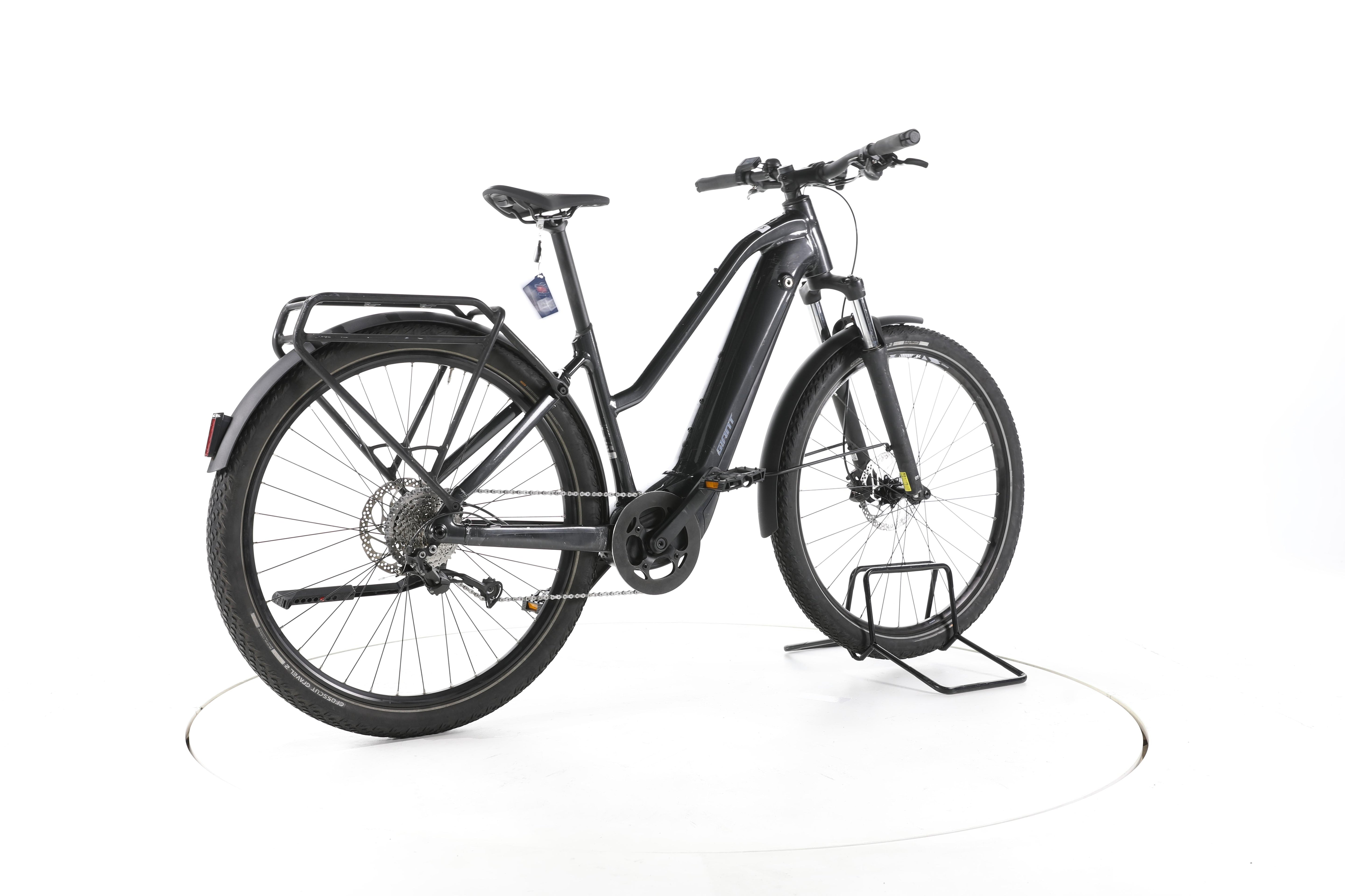 Giant Explore E+ 2 Trekking E-Bike - Image 12