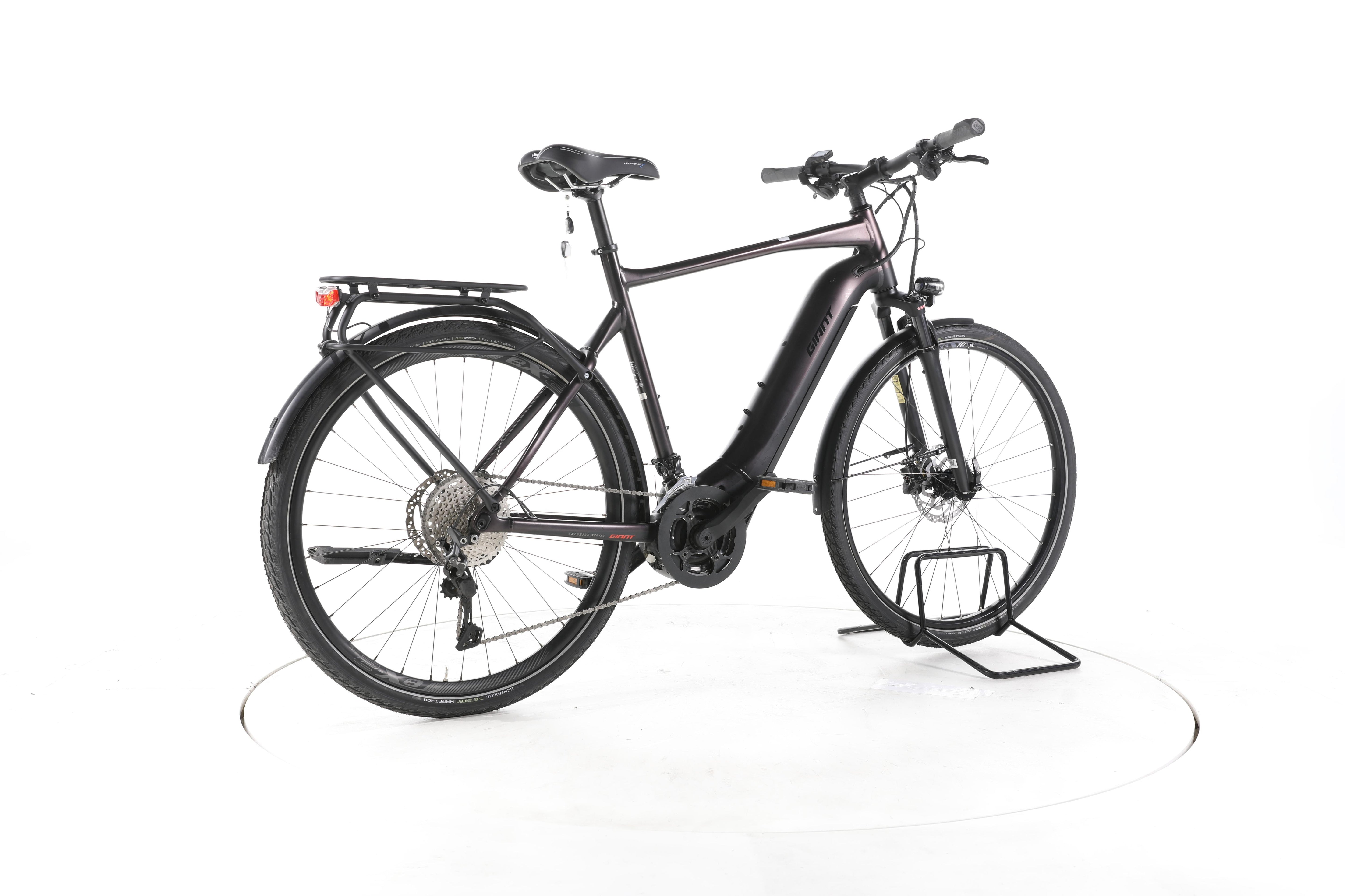 Giant Explore E+ Pro 1 Trekking E-Bike - Image 12