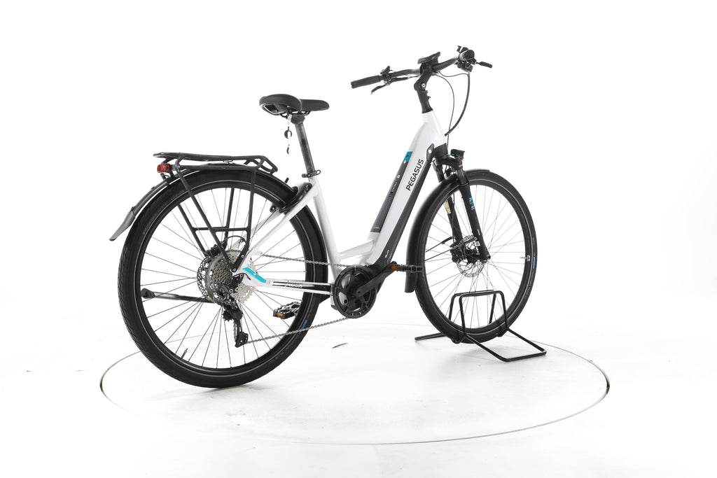 Pegasus Premio Evo Lite Trekking E-Bike Tiefeinsteiger - Image 12