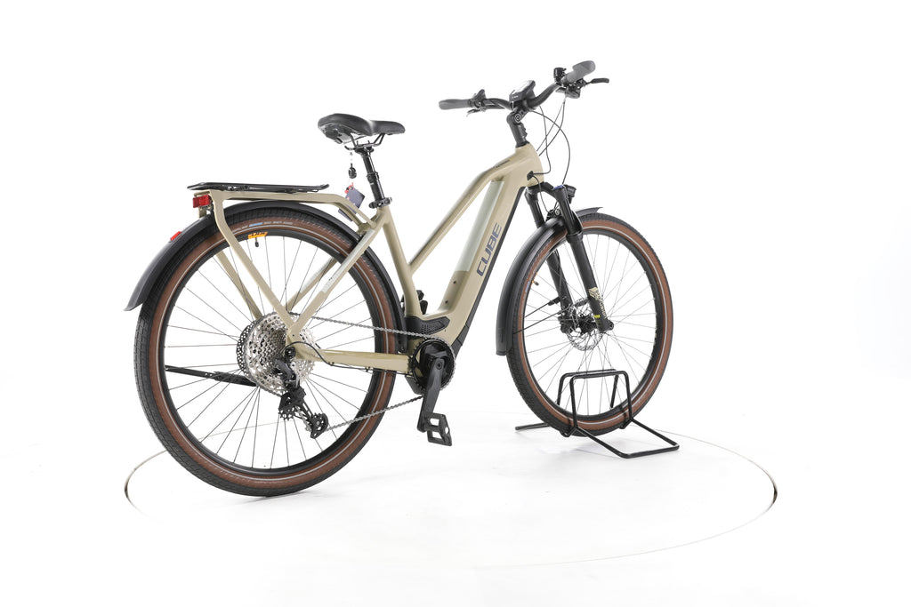 Cube Kathmandu Hybrid Pro Trekking E-Bike - Image 12