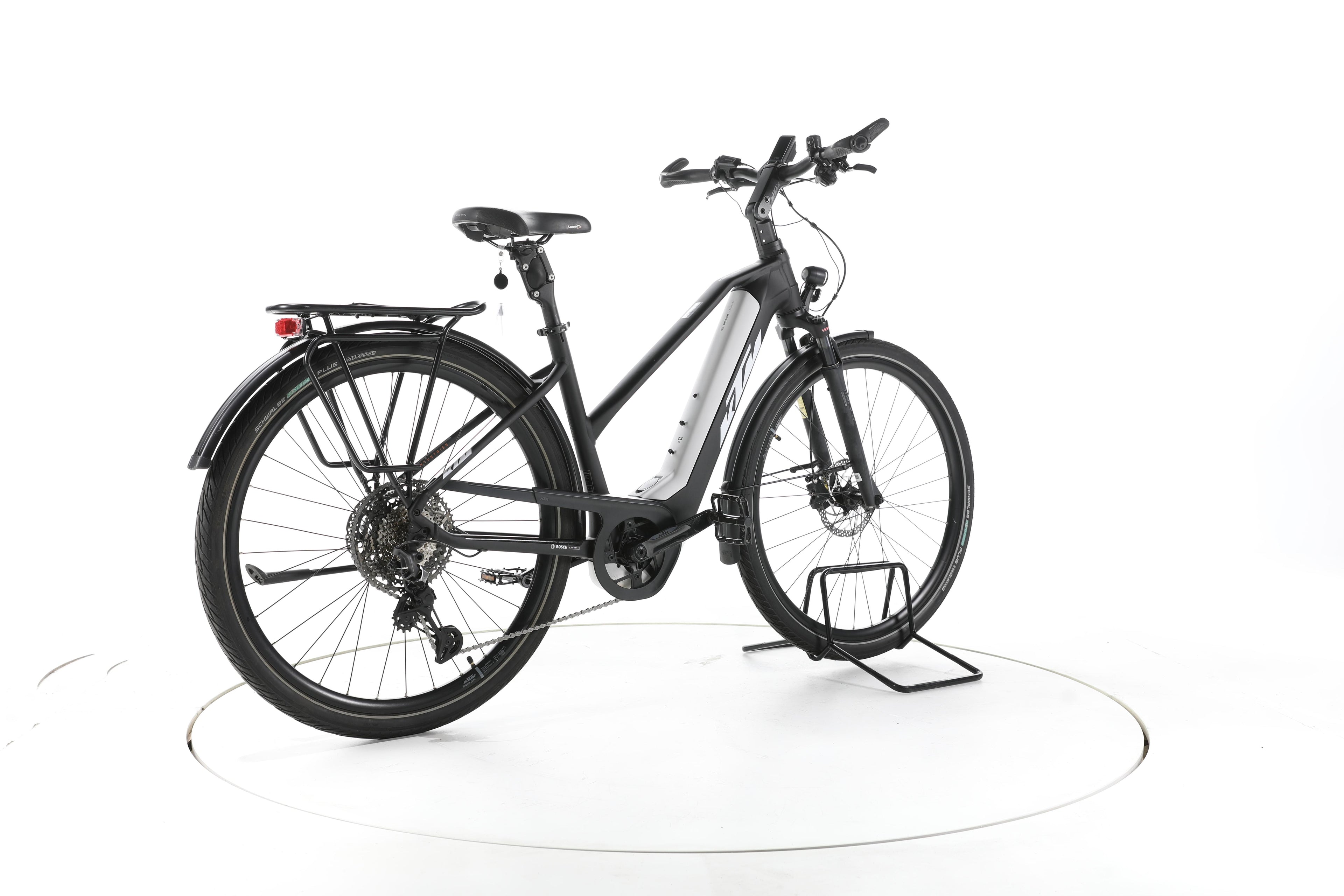 KTM Macina Touring LTD Trekking E-Bike - Image 12