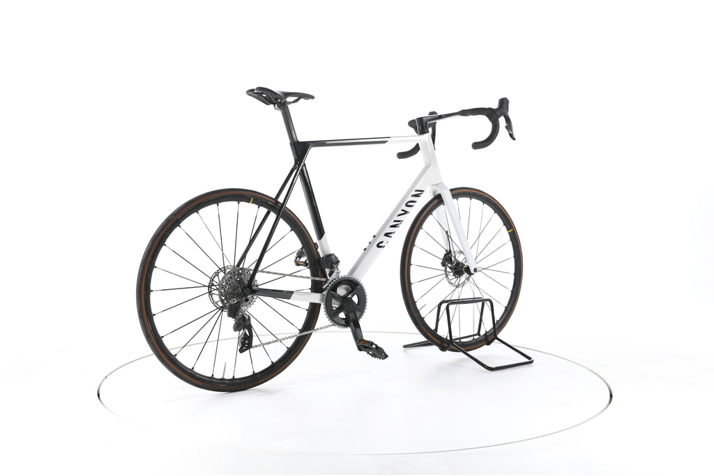 Canyon Ultimate CF SL 7 eTap - Image 12
