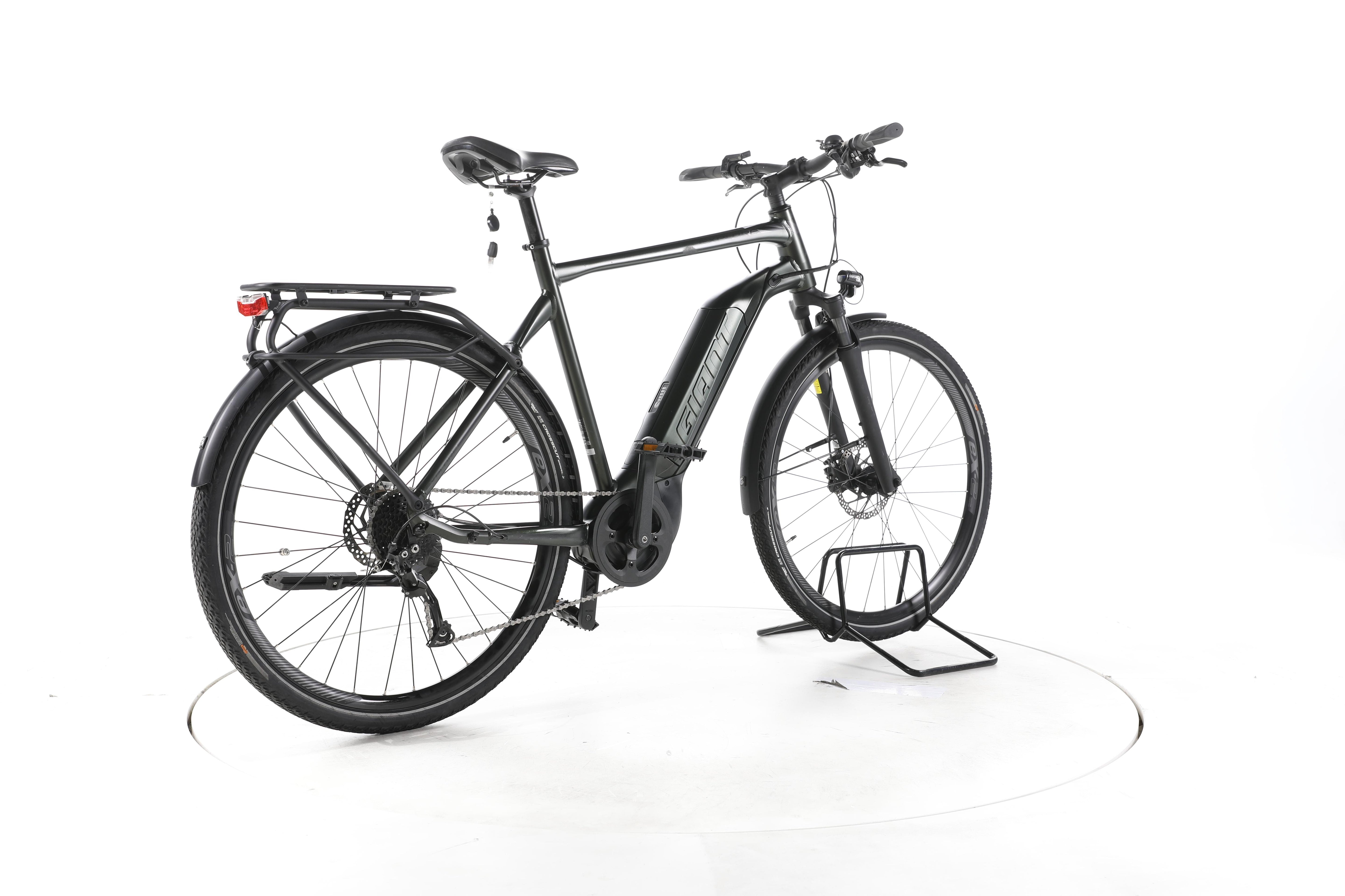 Giant Explore E+ 3 Trekking E-Bike - Image 12