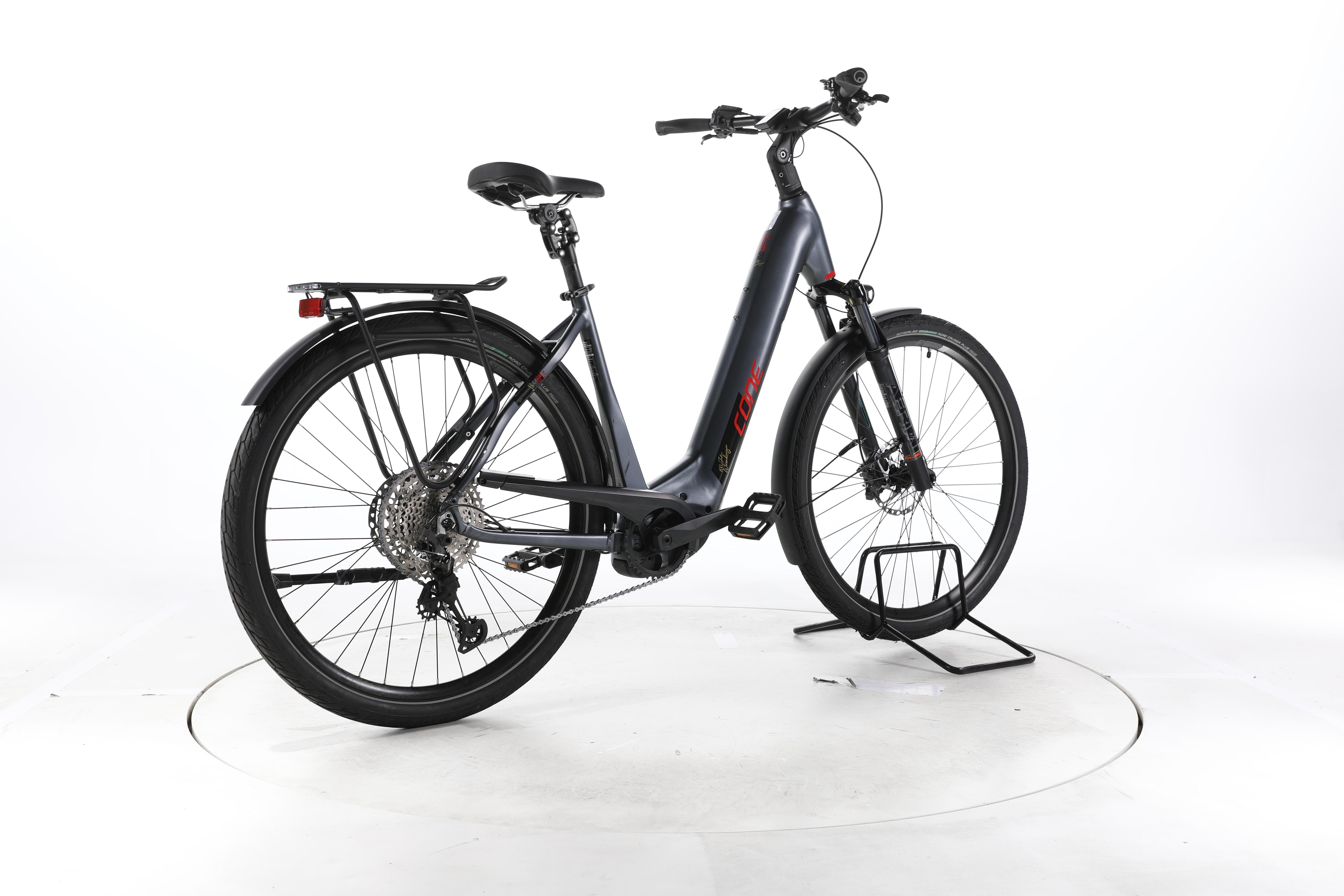 CONE Bikes eStreet IN Jubilee Trekking E-Bike Tiefeinsteiger - Image 12