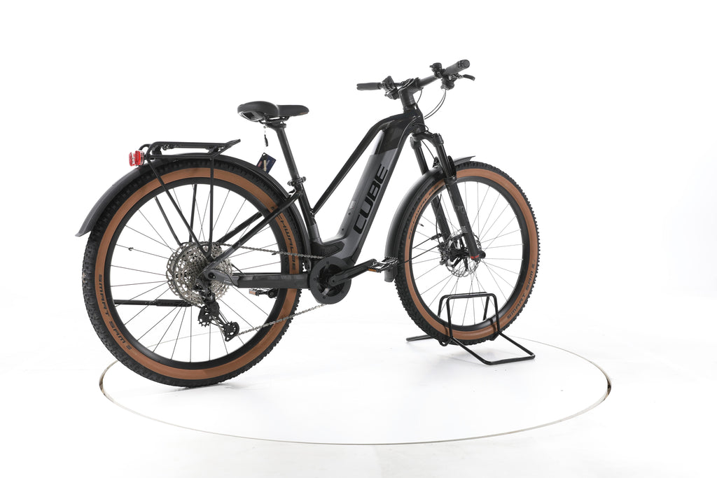 Cube Reaction Hybrid SLT Trekking E-Bike - Image 12