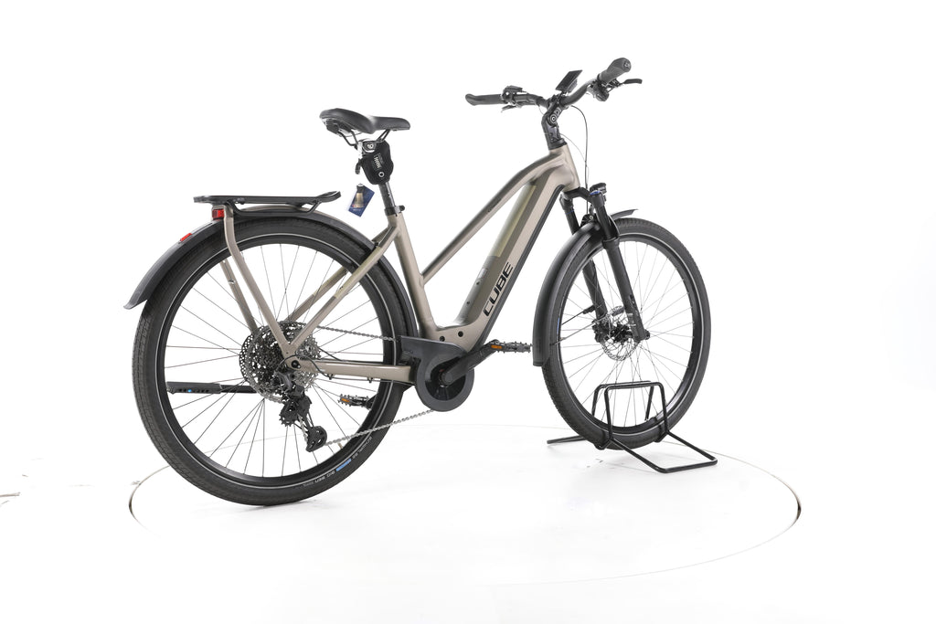 Cube Kathmandu Hybrid Pro Trekking E-Bike 2024 - Image 12