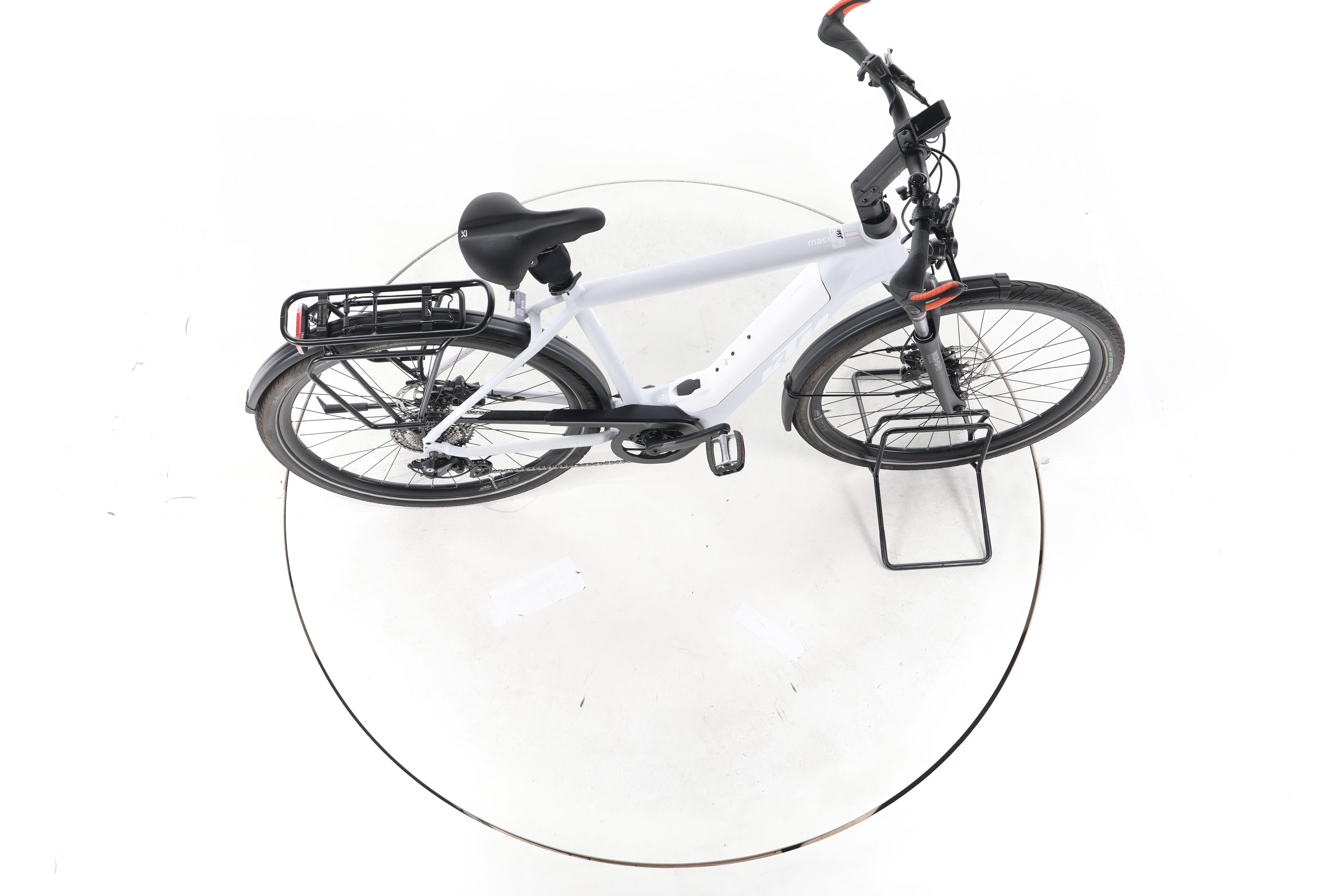 KTM Macina Style Pro Trekking E-Bike - Image 13