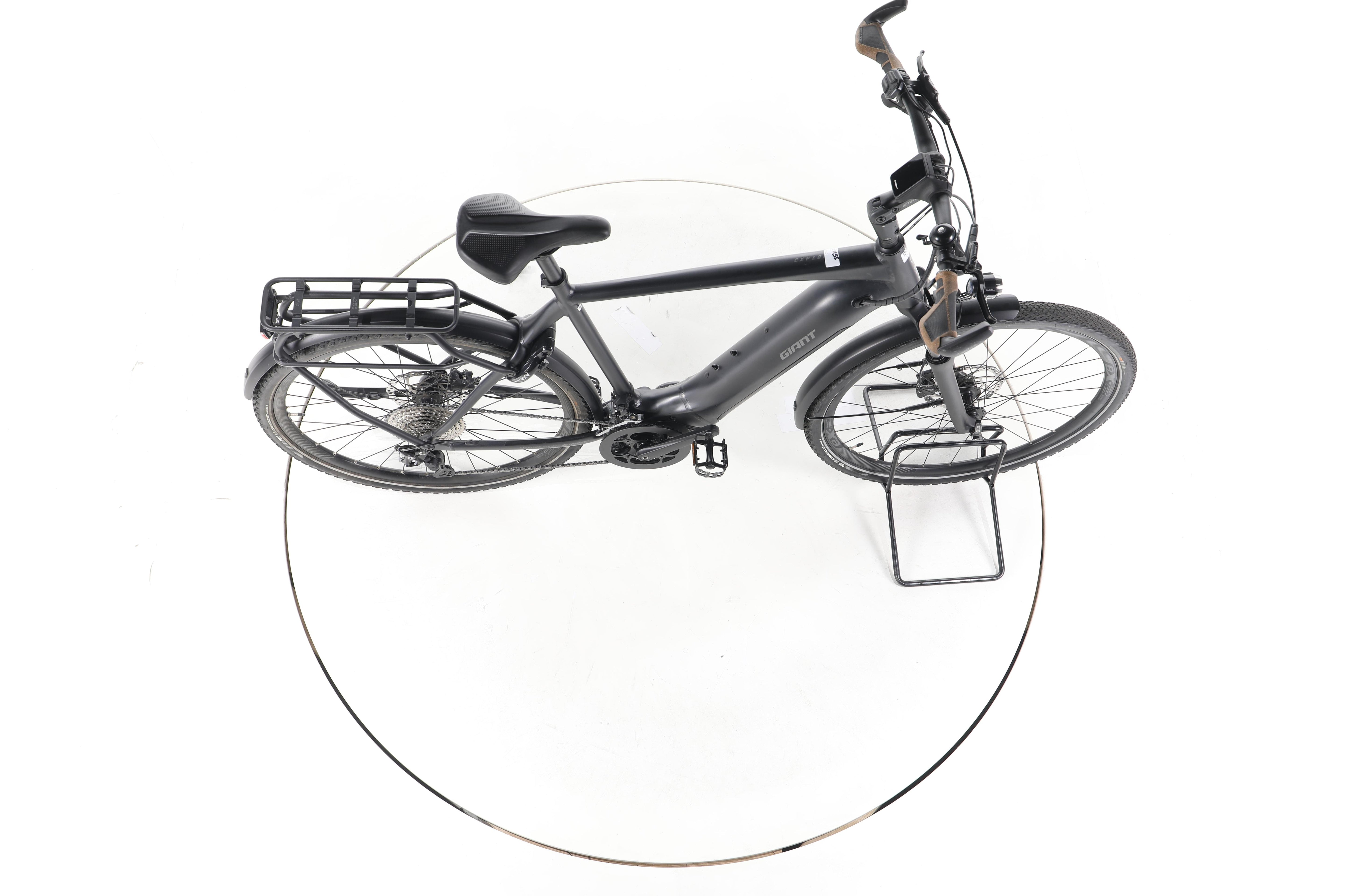 Giant Explore E+ 1 Trekking E-Bike - Image 13
