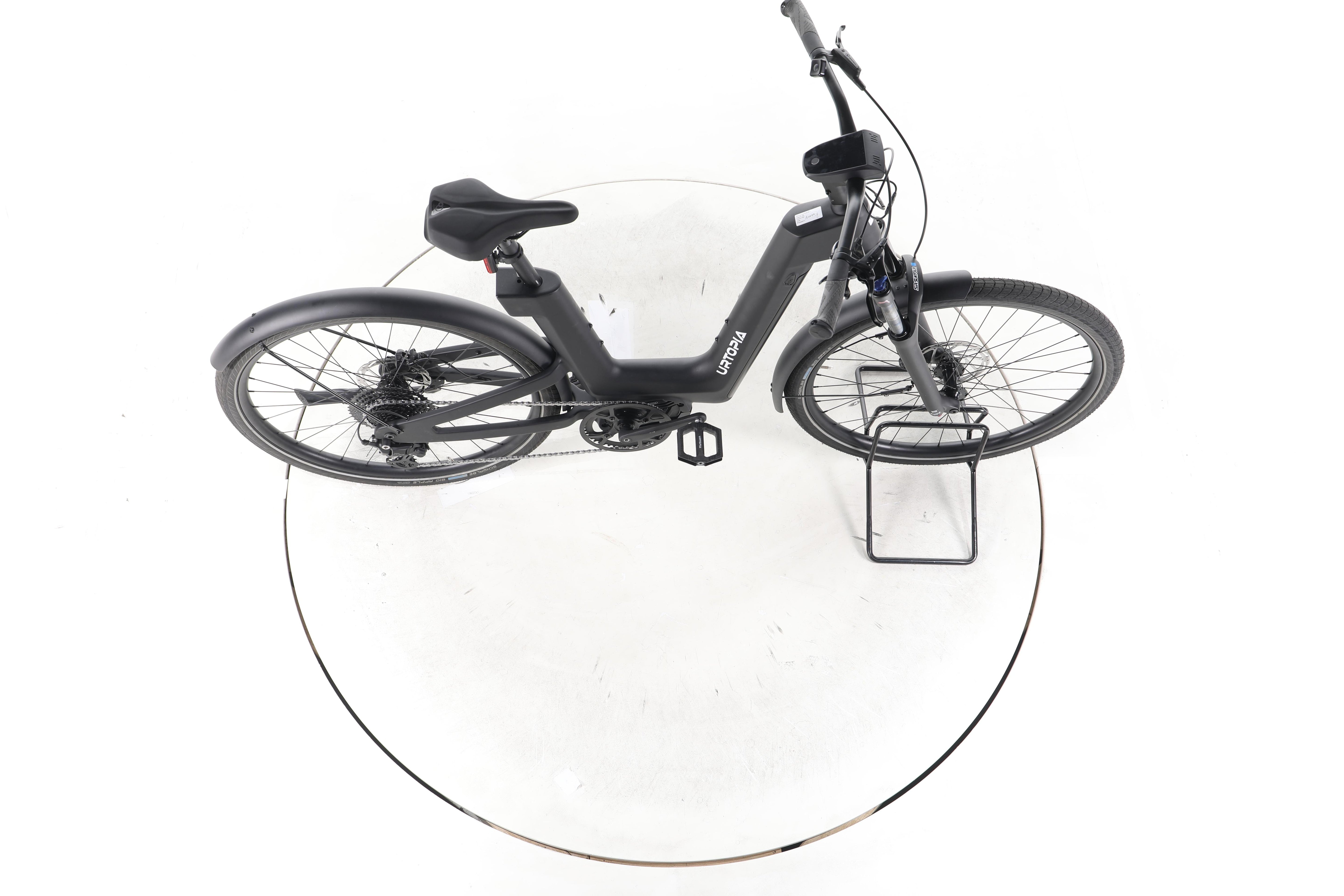 Urtopia Fusion Trekking E-Bike Tiefeinsteiger Carbon 2025 - Image 13