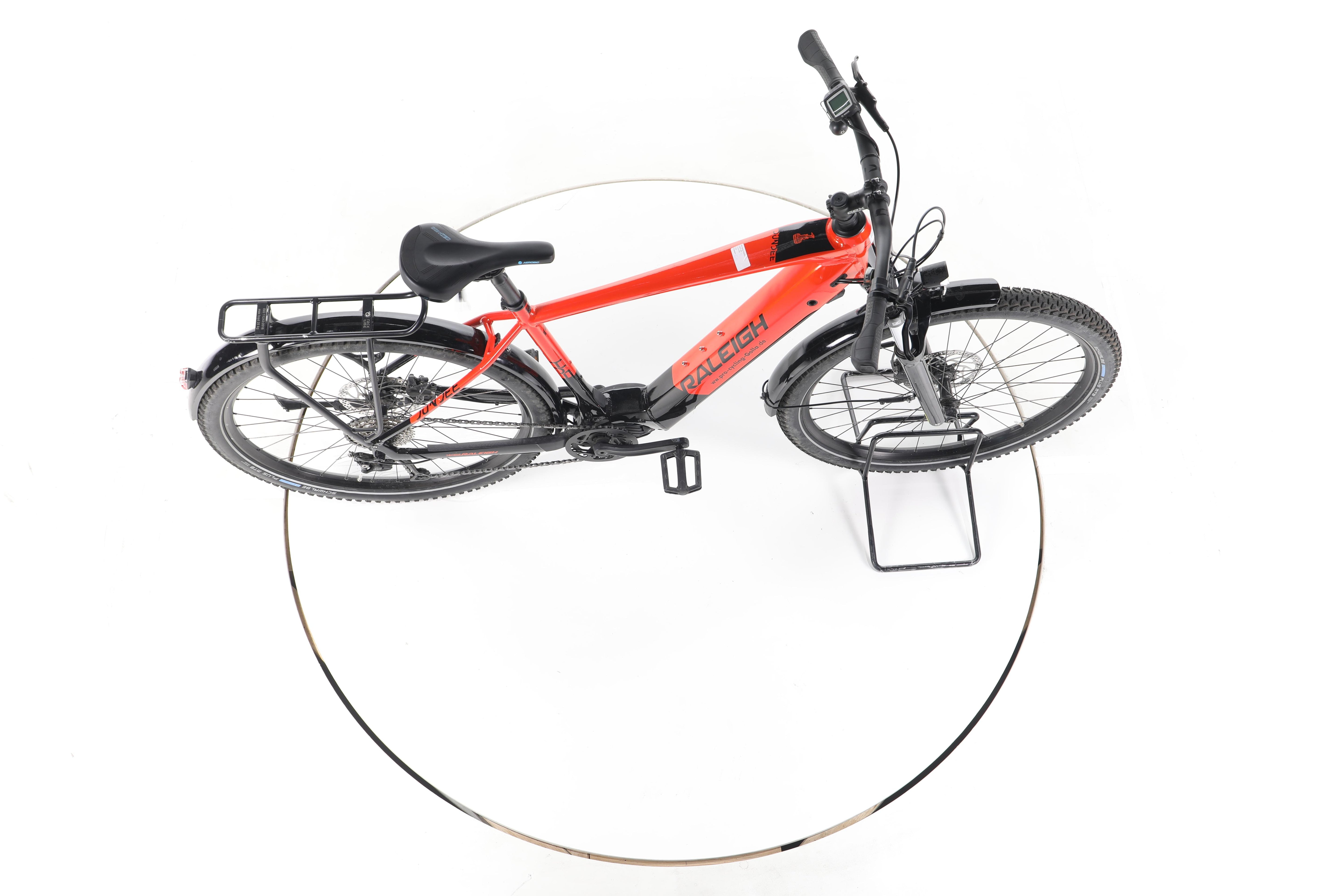 Raleigh Dundee 9 Trekking E-Bike - Image 13