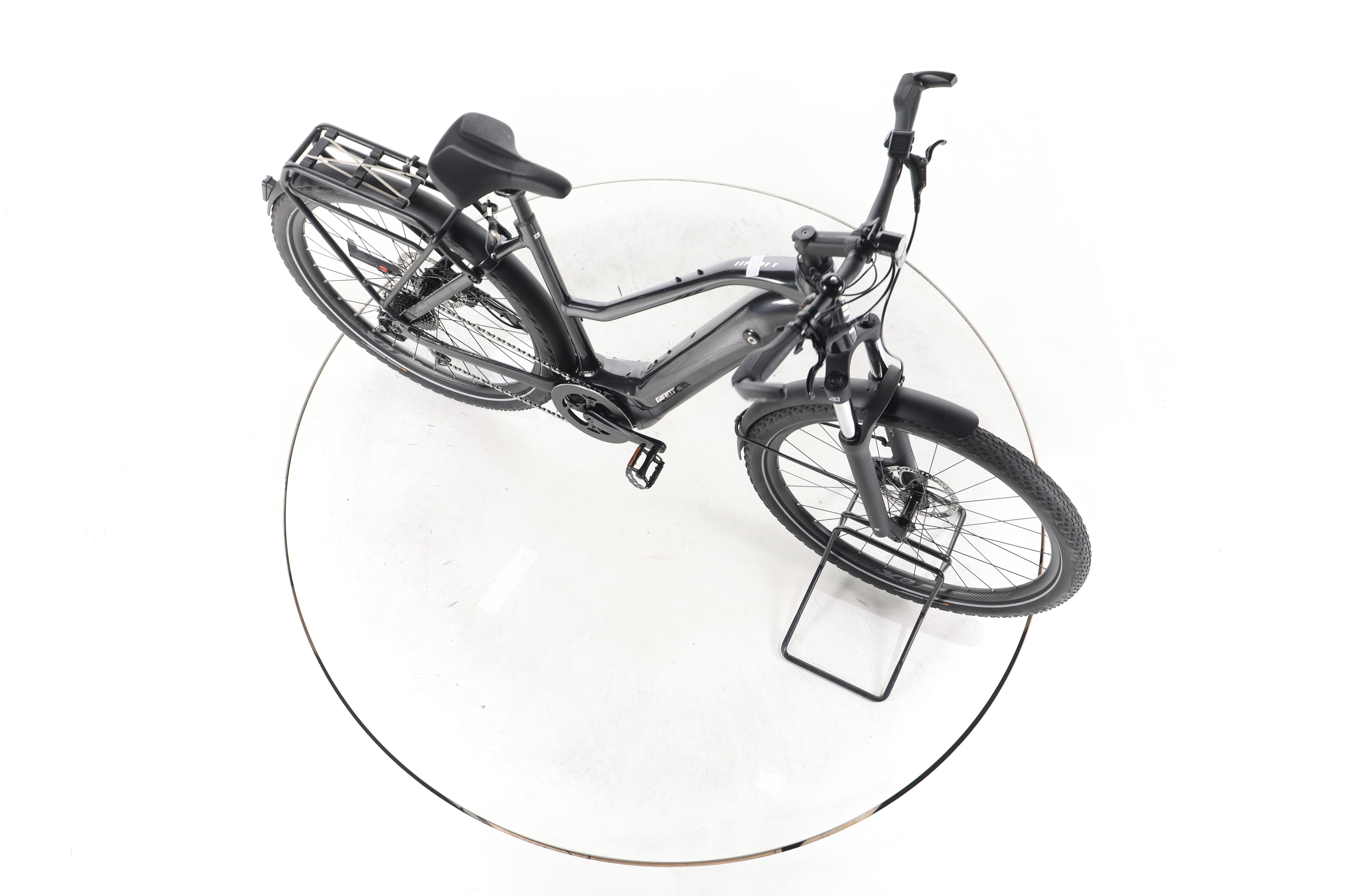 Giant Explore E+ 2 Trekking E-Bike - Image 14