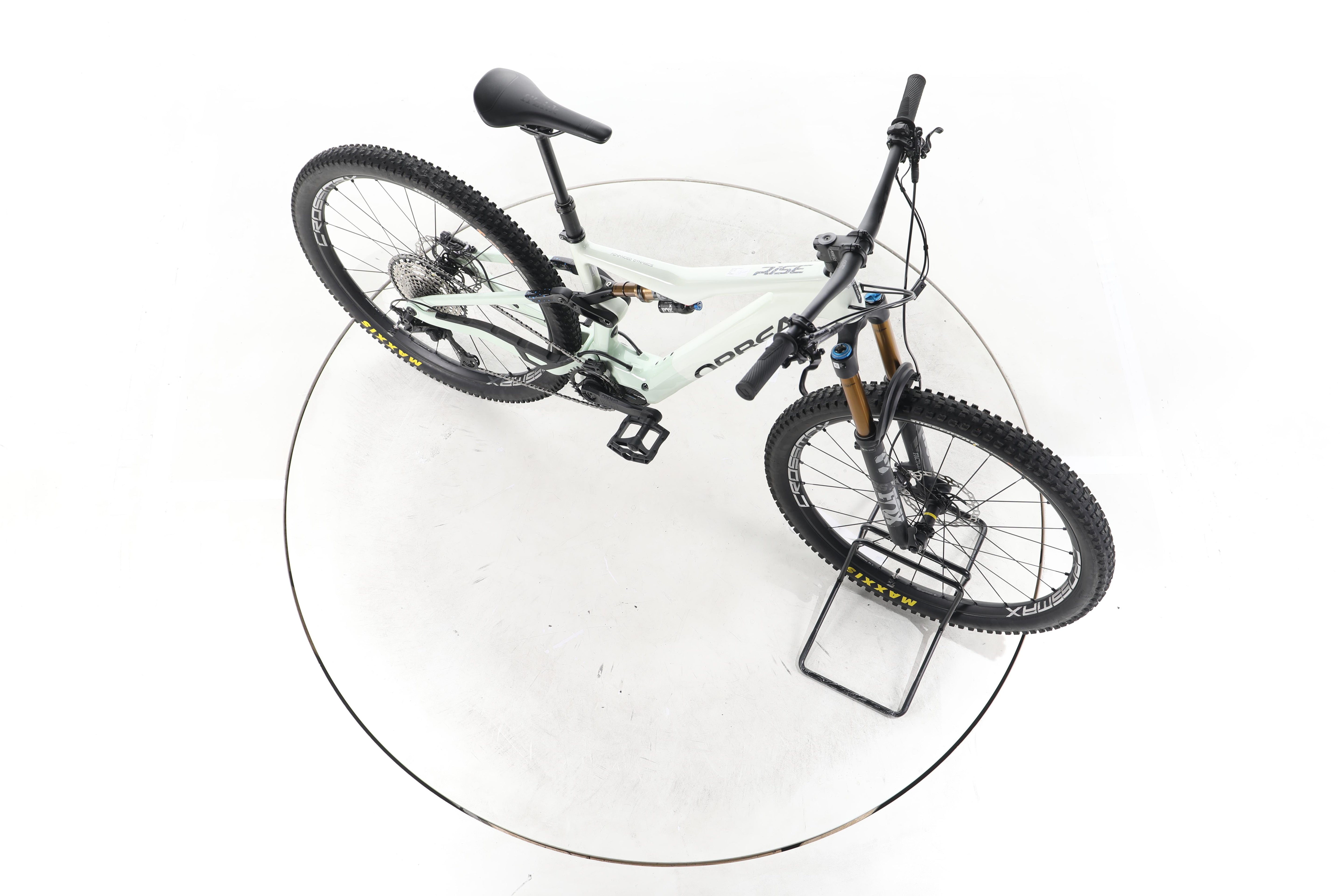 Orbea Rise M10 E-Bike Fully Carbon - Image 14