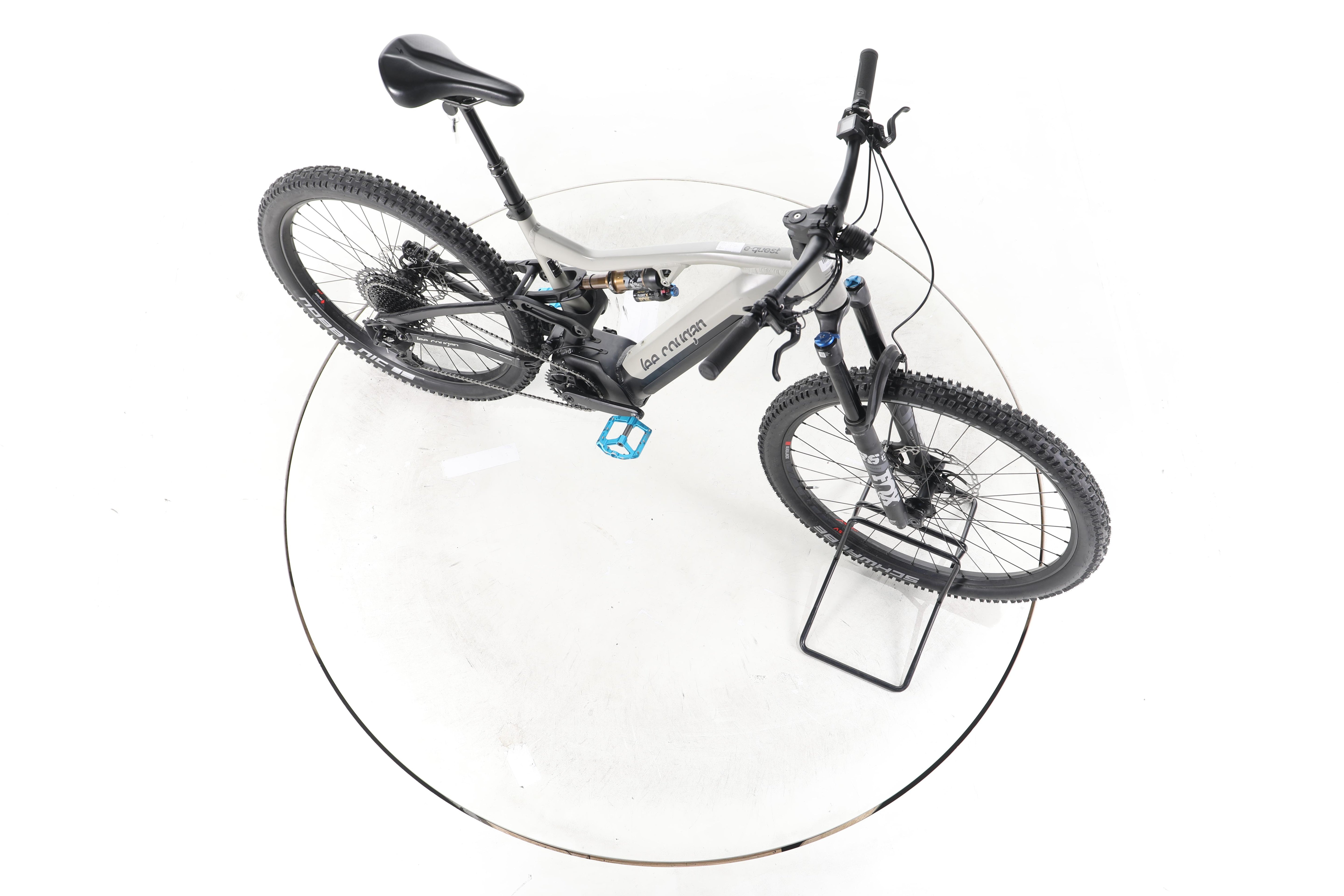 Lee Cougan E-Quest Team E-Bike Fully - Image 14