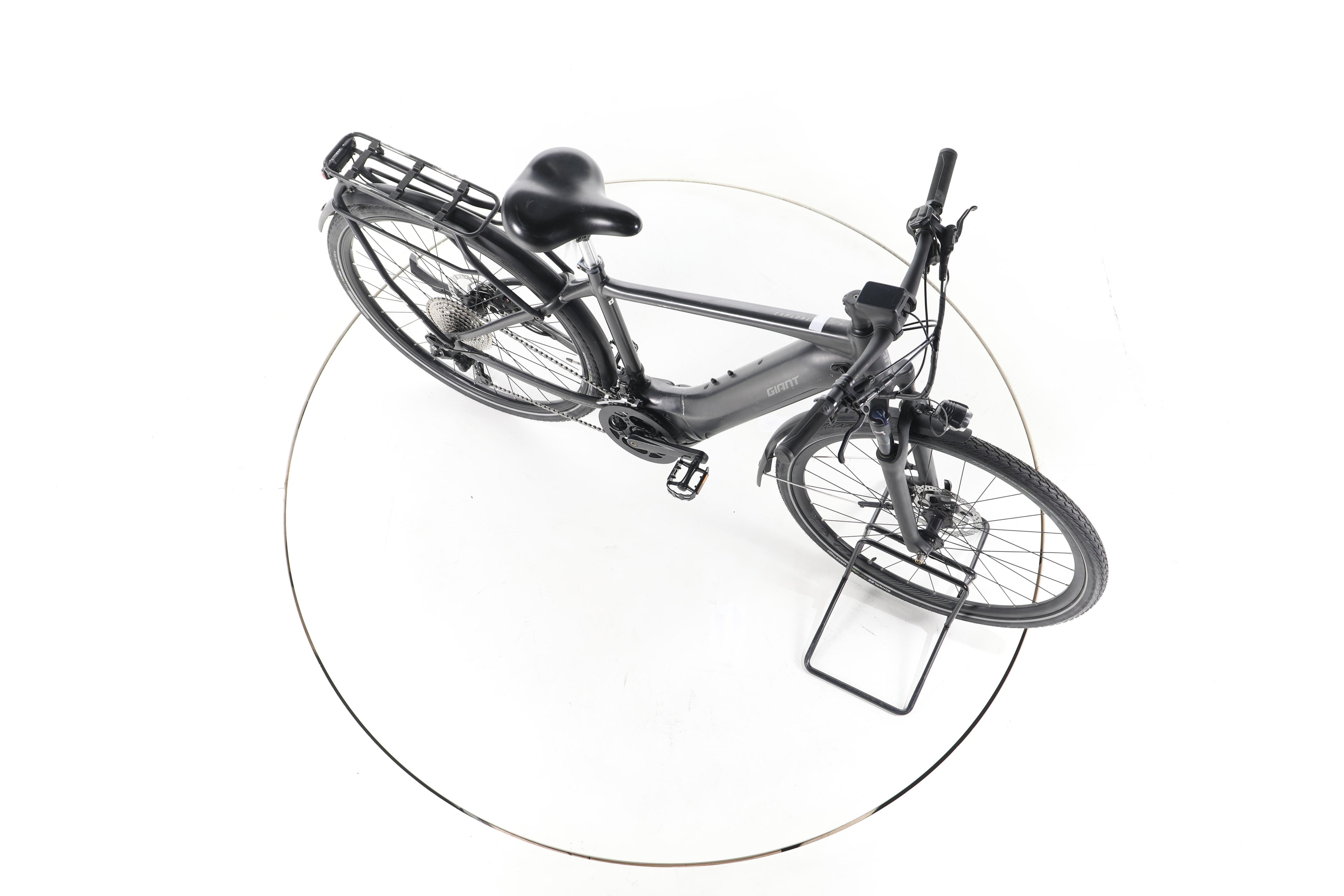 Giant Explore E+ 1 Trekking E-Bike - Image 14