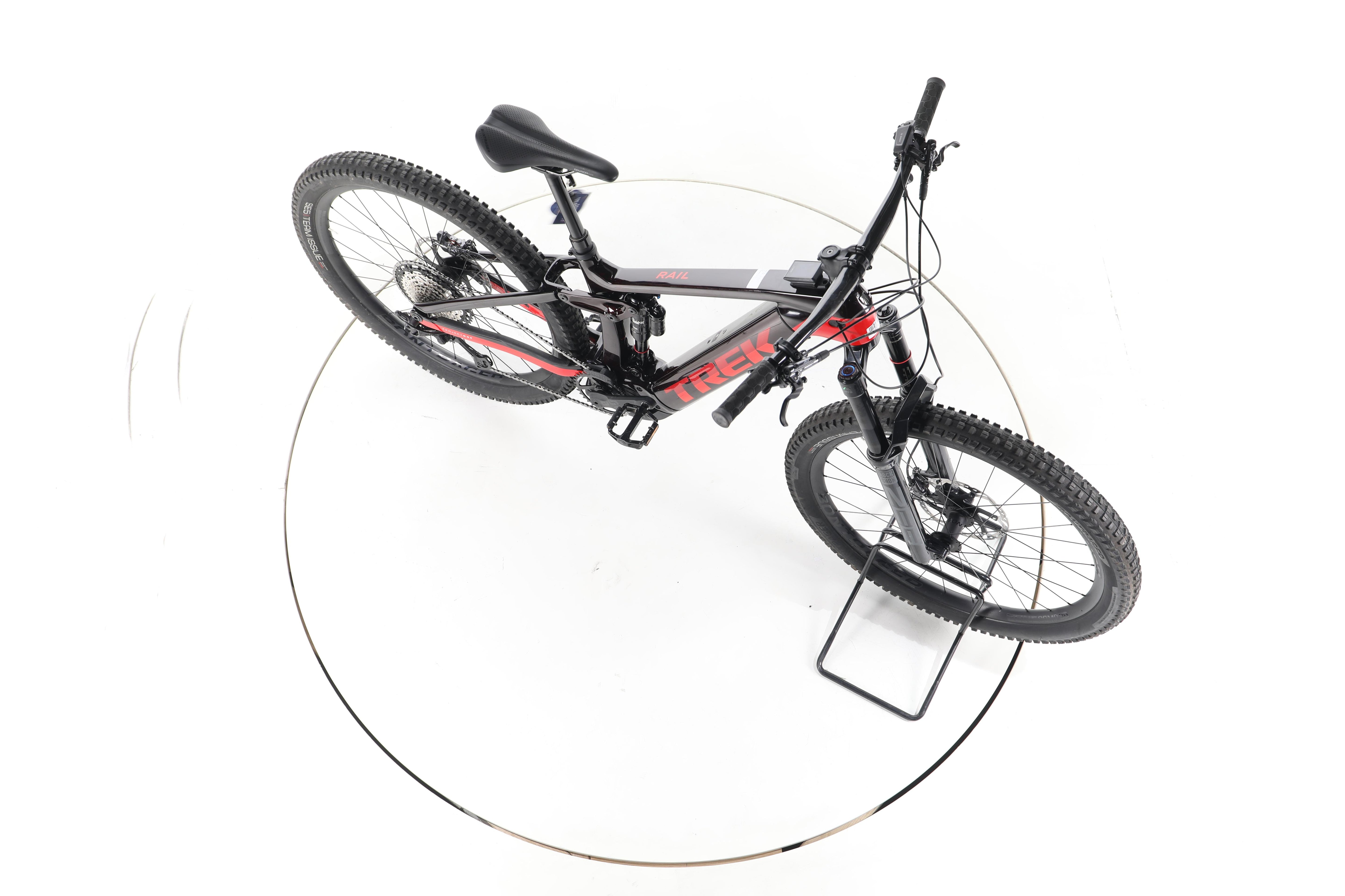 Trek Rail 9.8 XT E-Bike Fully Carbon - Image 14