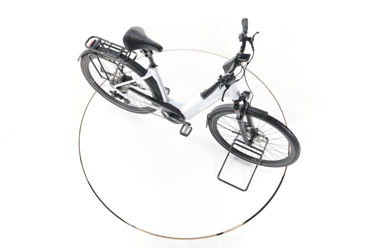KTM Macina Style Pro Trekking E-Bike Tiefeinsteiger - Image 14