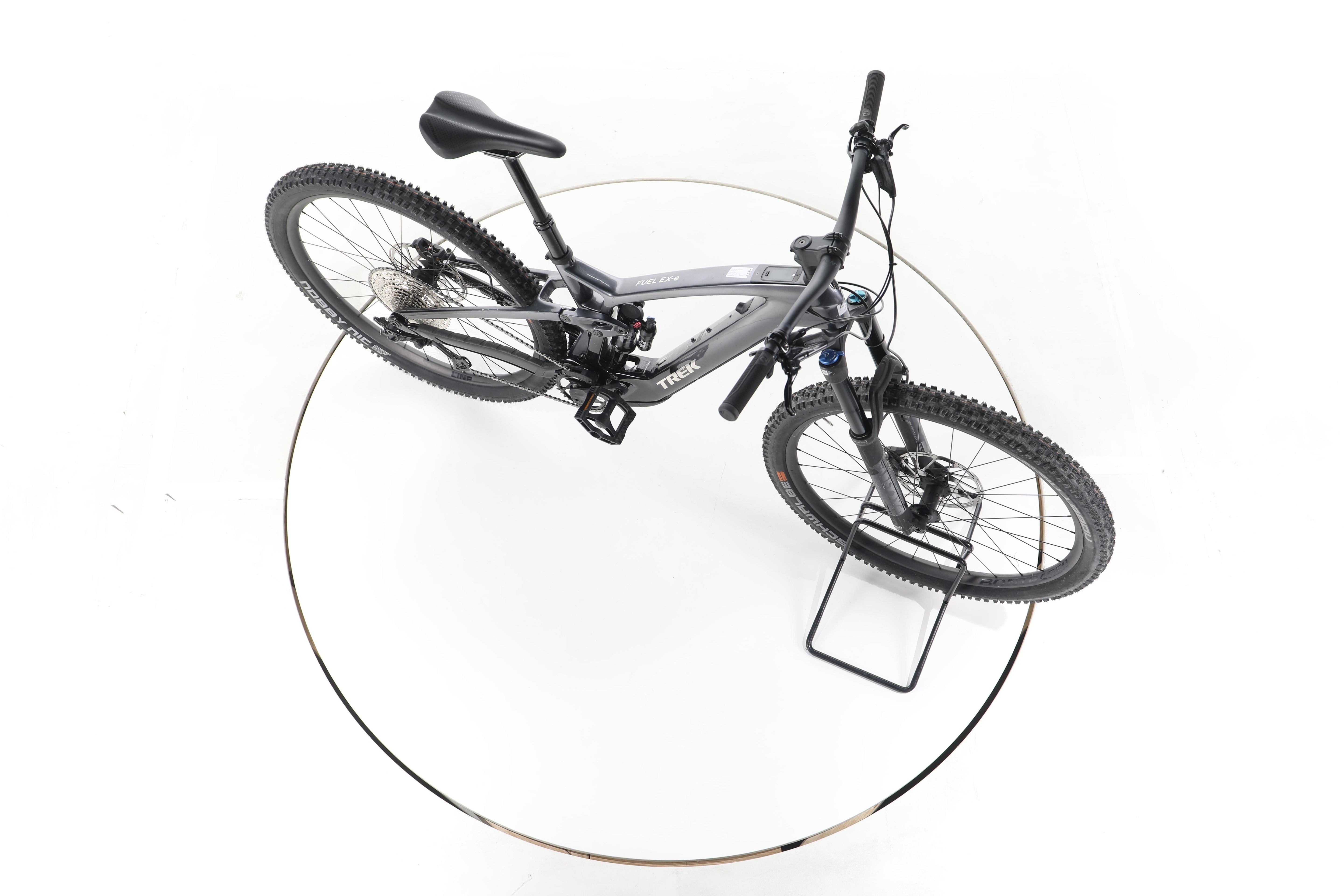 Trek Fuel EXe 9.7 E-Bike Fully Carbon - Image 14