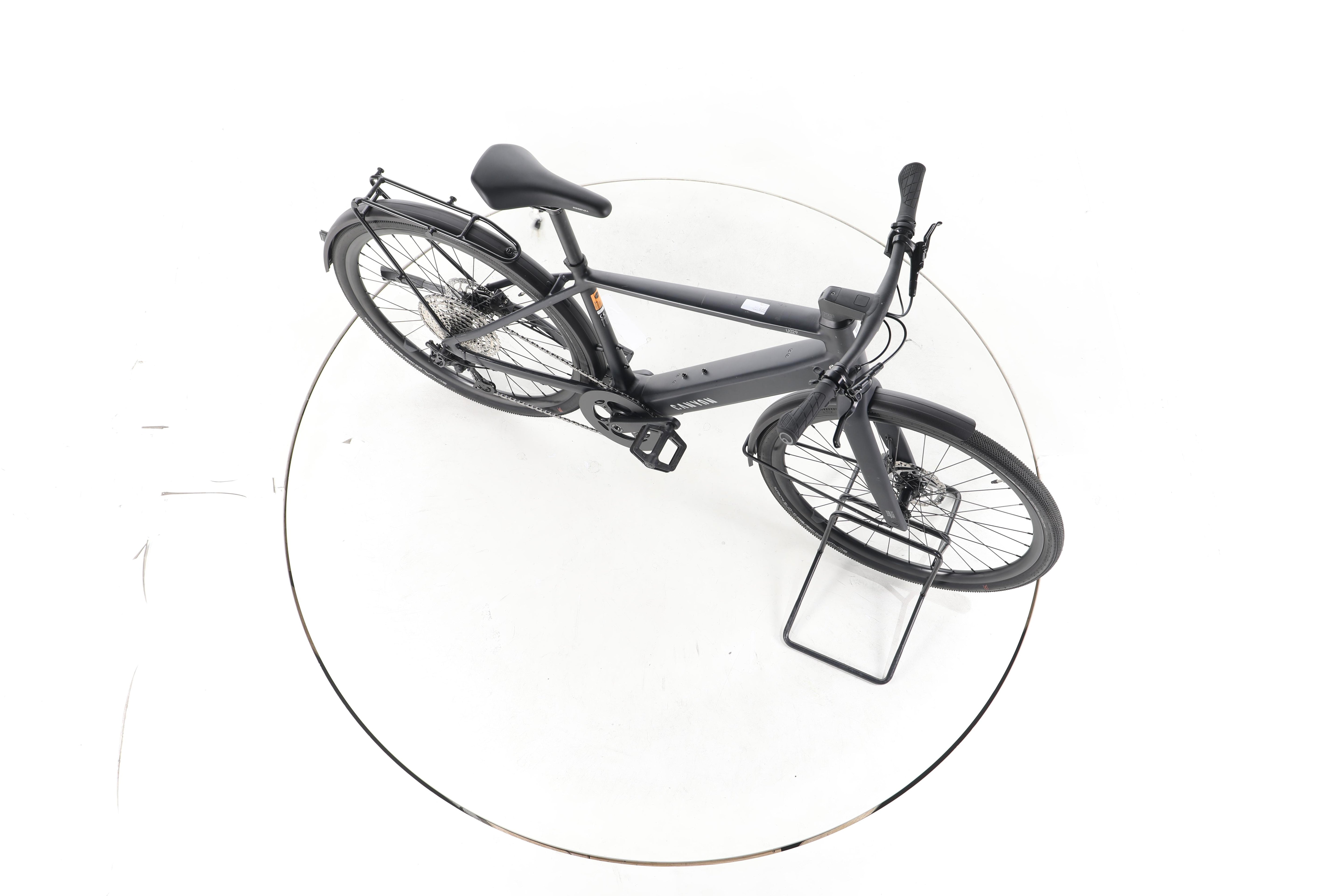 Canyon Commuter:ON 7 Trekking E-Bike Carbon - Image 14