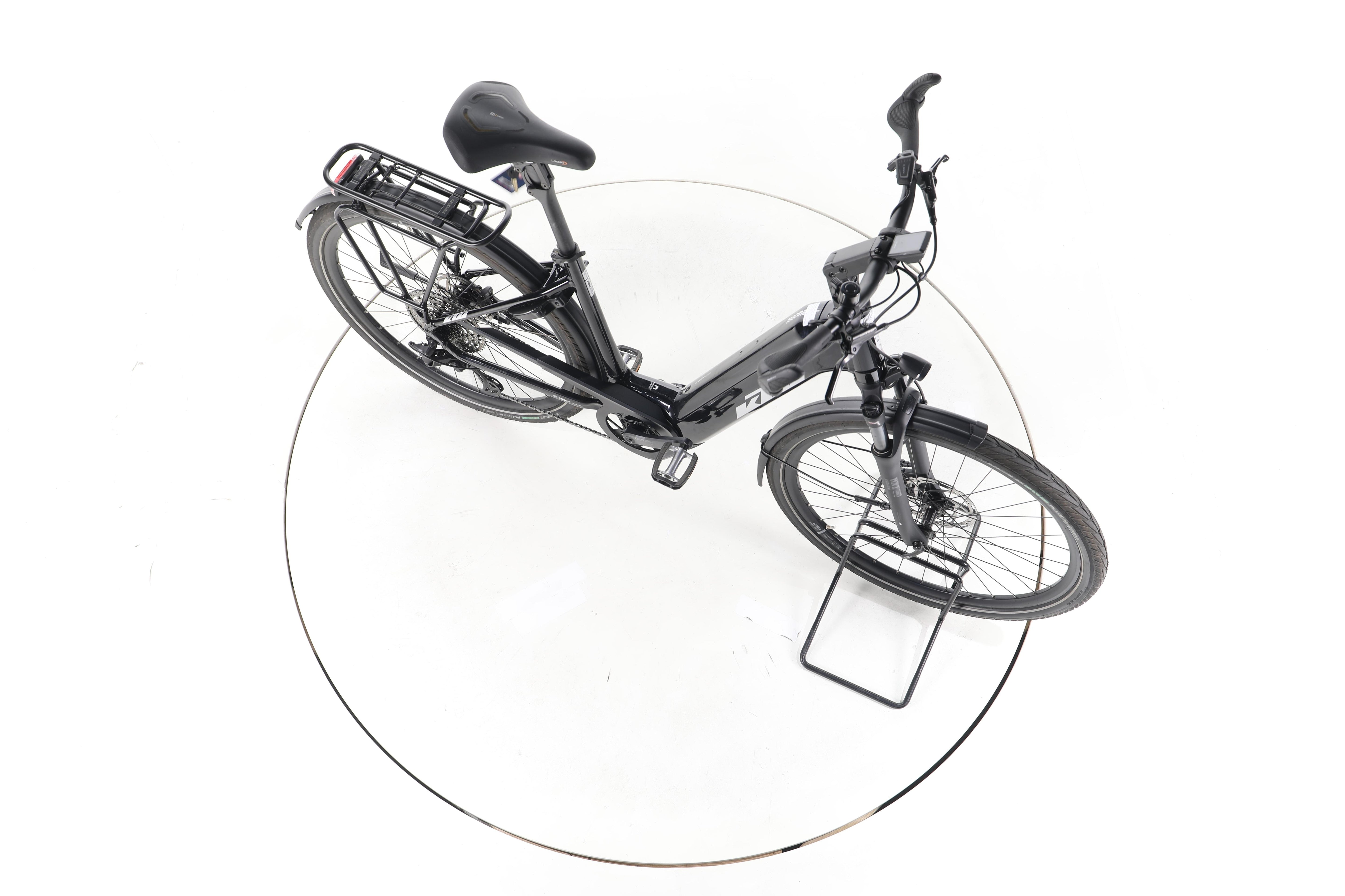 KTM MACINA Premium Trekking E-Bike Tiefeinsteiger - Image 14