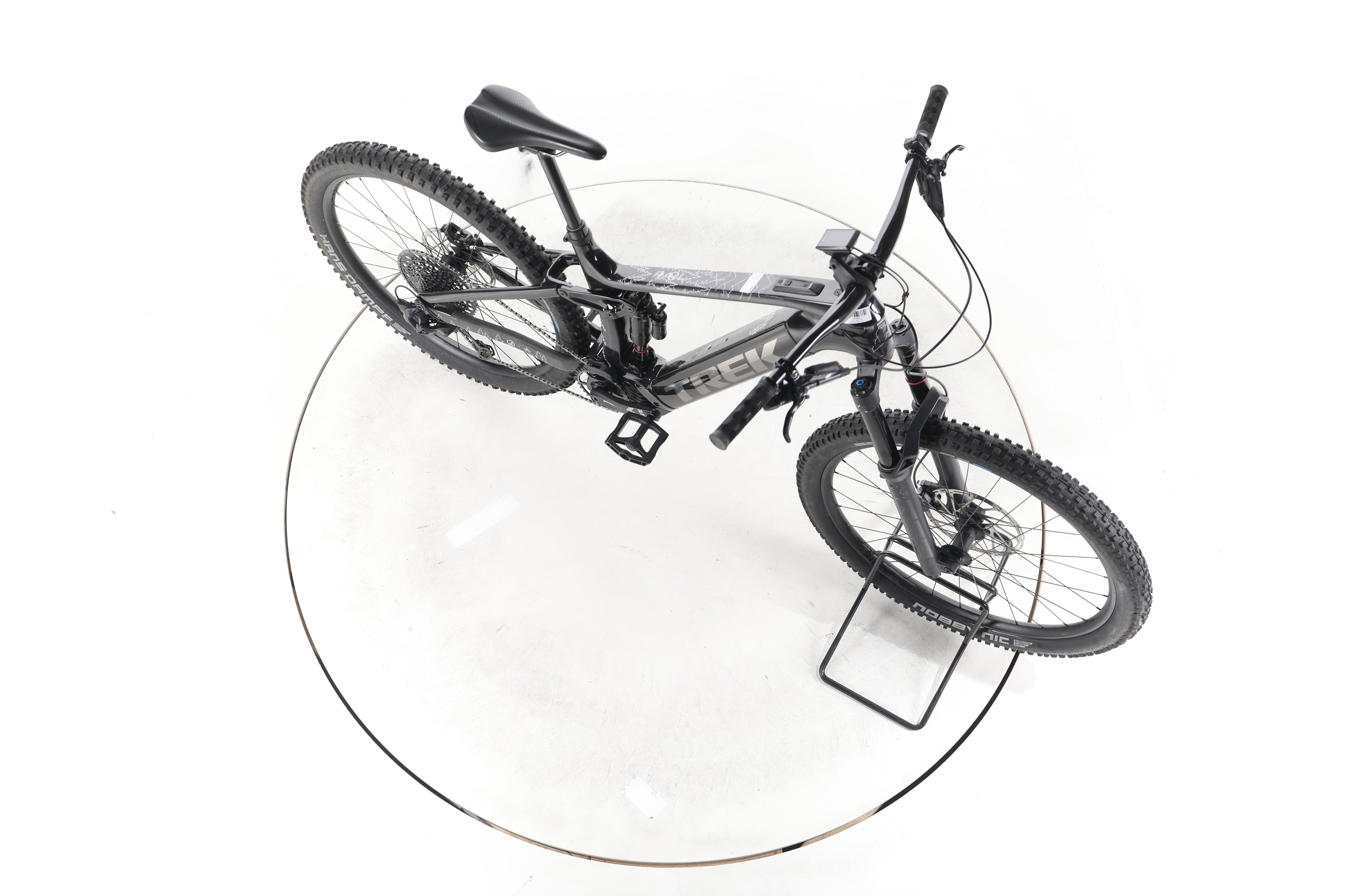 Trek Rail 9.8 XT Gen 4 E-Bike Fully Carbon 2024 - Image 14