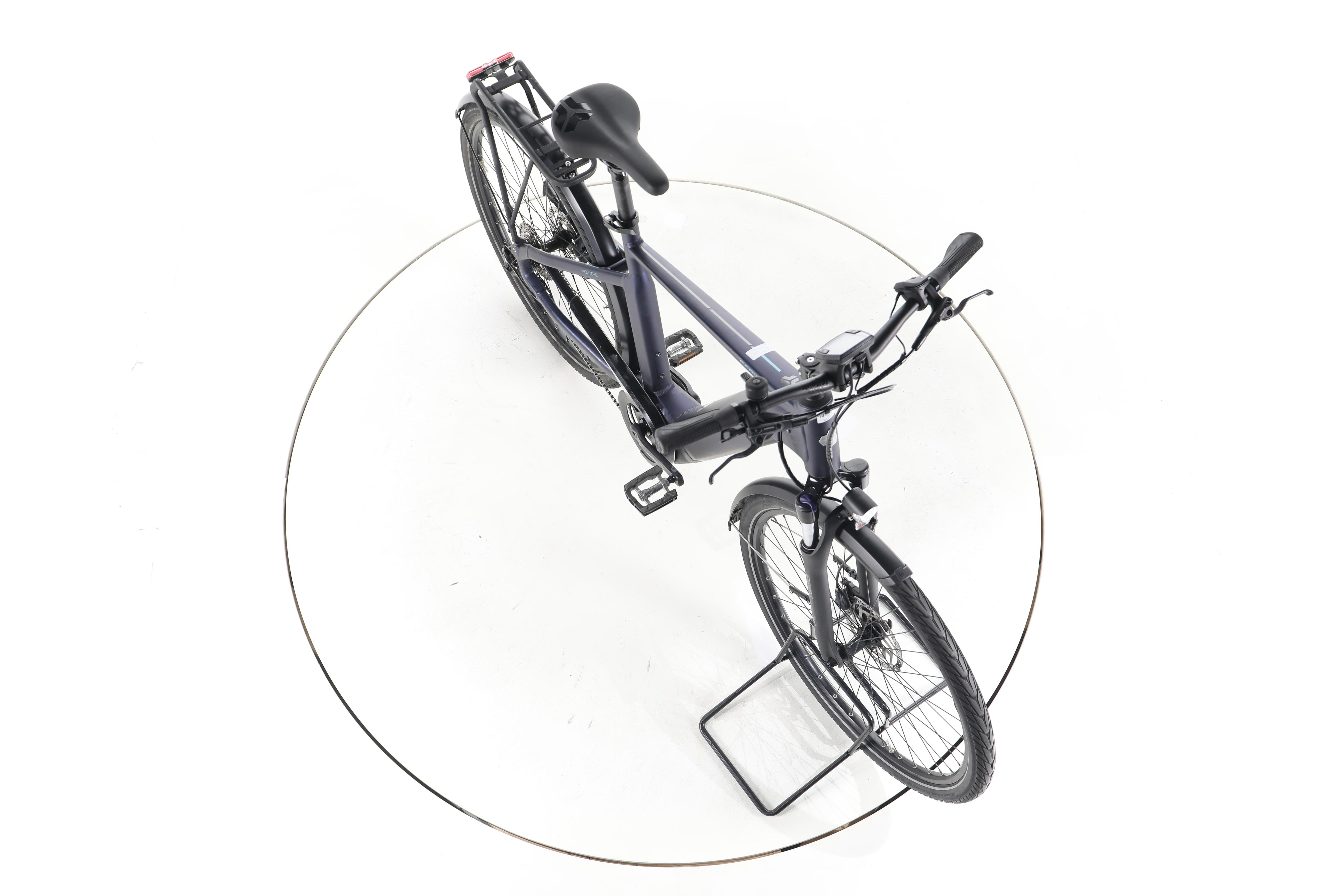 Carver Route E.420 Trekking E-Bike - Image 15