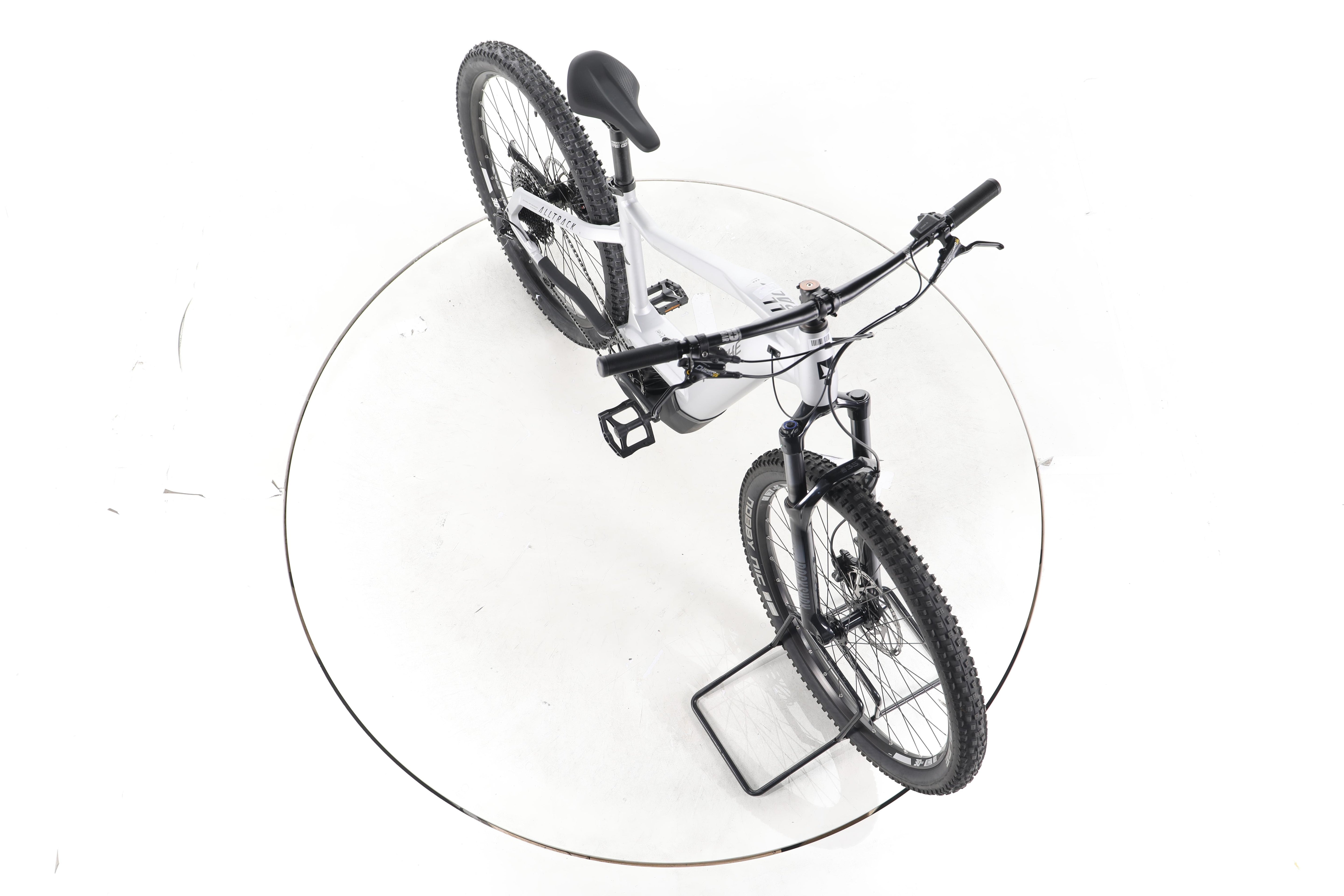 Haibike AllTrack 9 E-Bike - Image 15