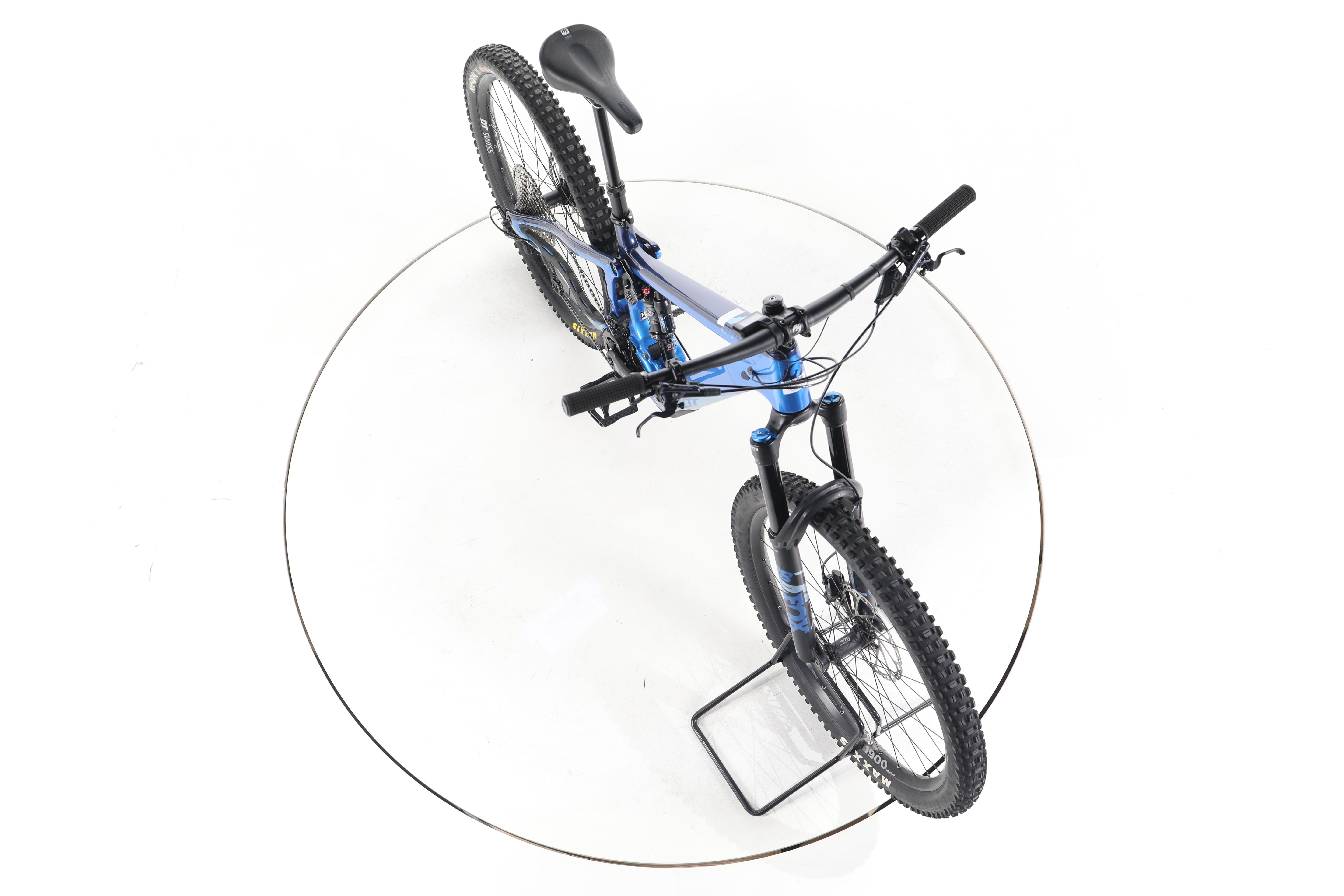 Pivot Cycles Shuttle LT Fully E-Bike Carbon - Image 15