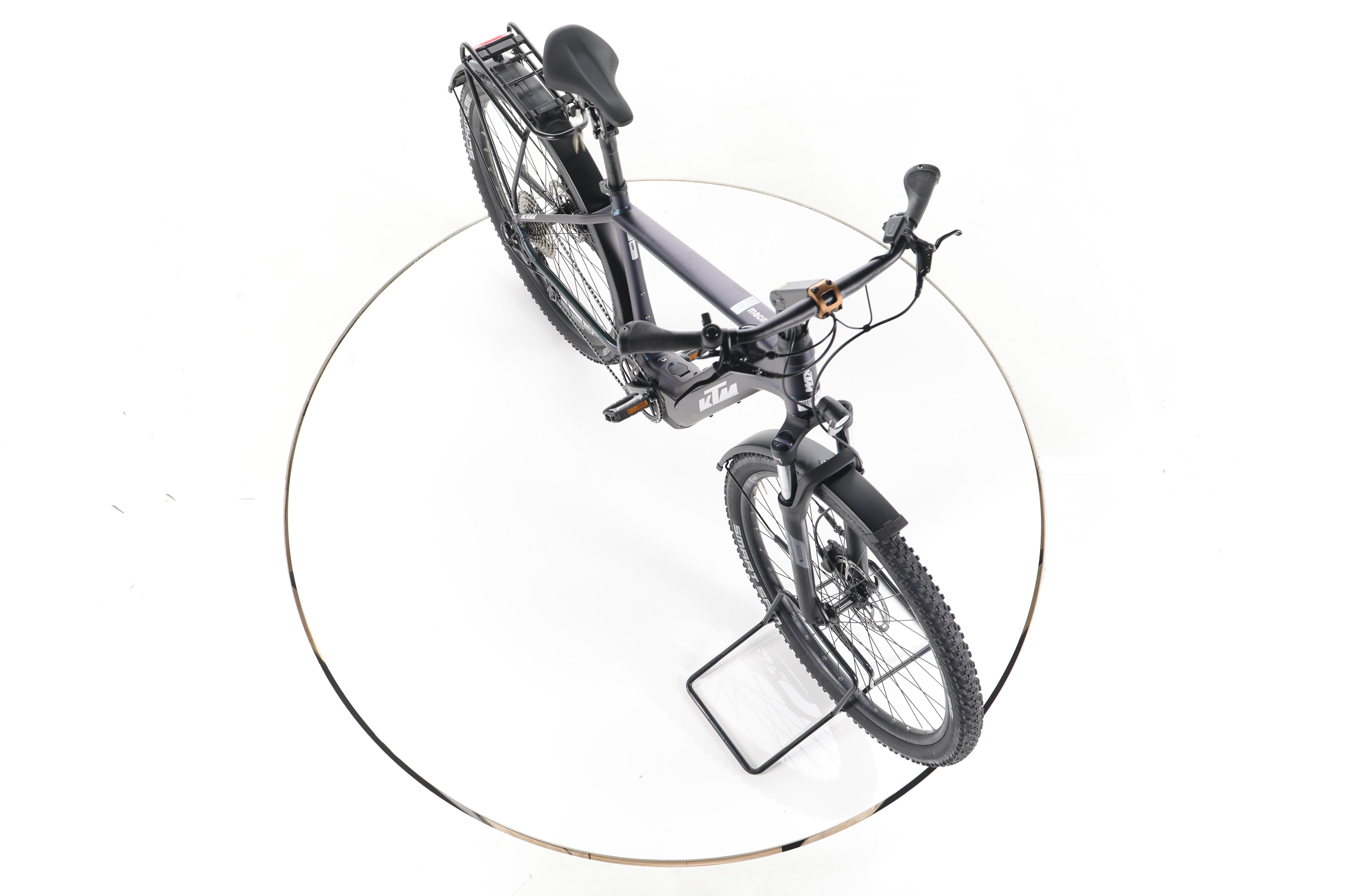 KTM Macina Gran 720 Trekking E-Bike - Image 15