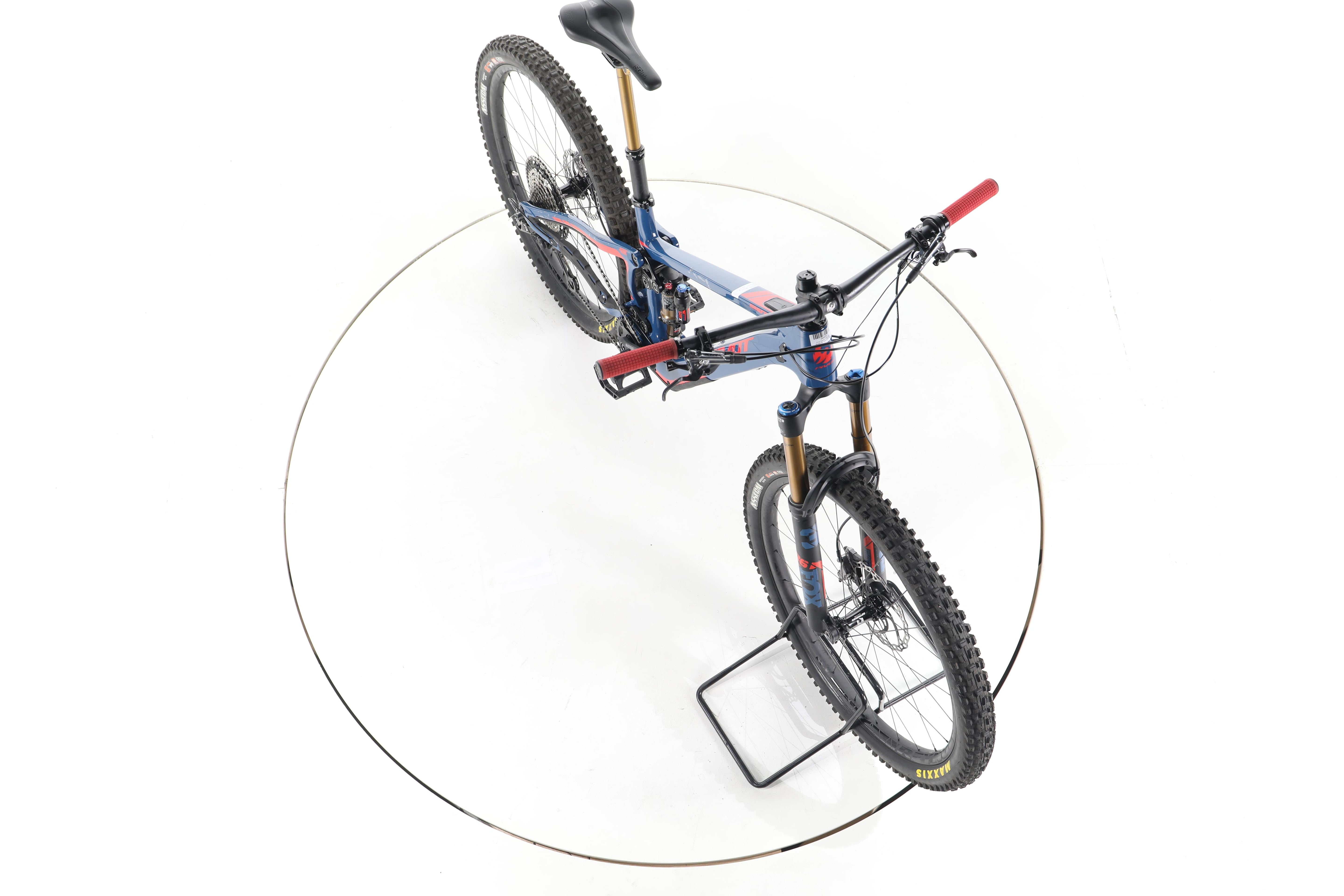 Pivot Cycles Shuttle SL Team XTR Fully E-Bike Carbon - Image 15