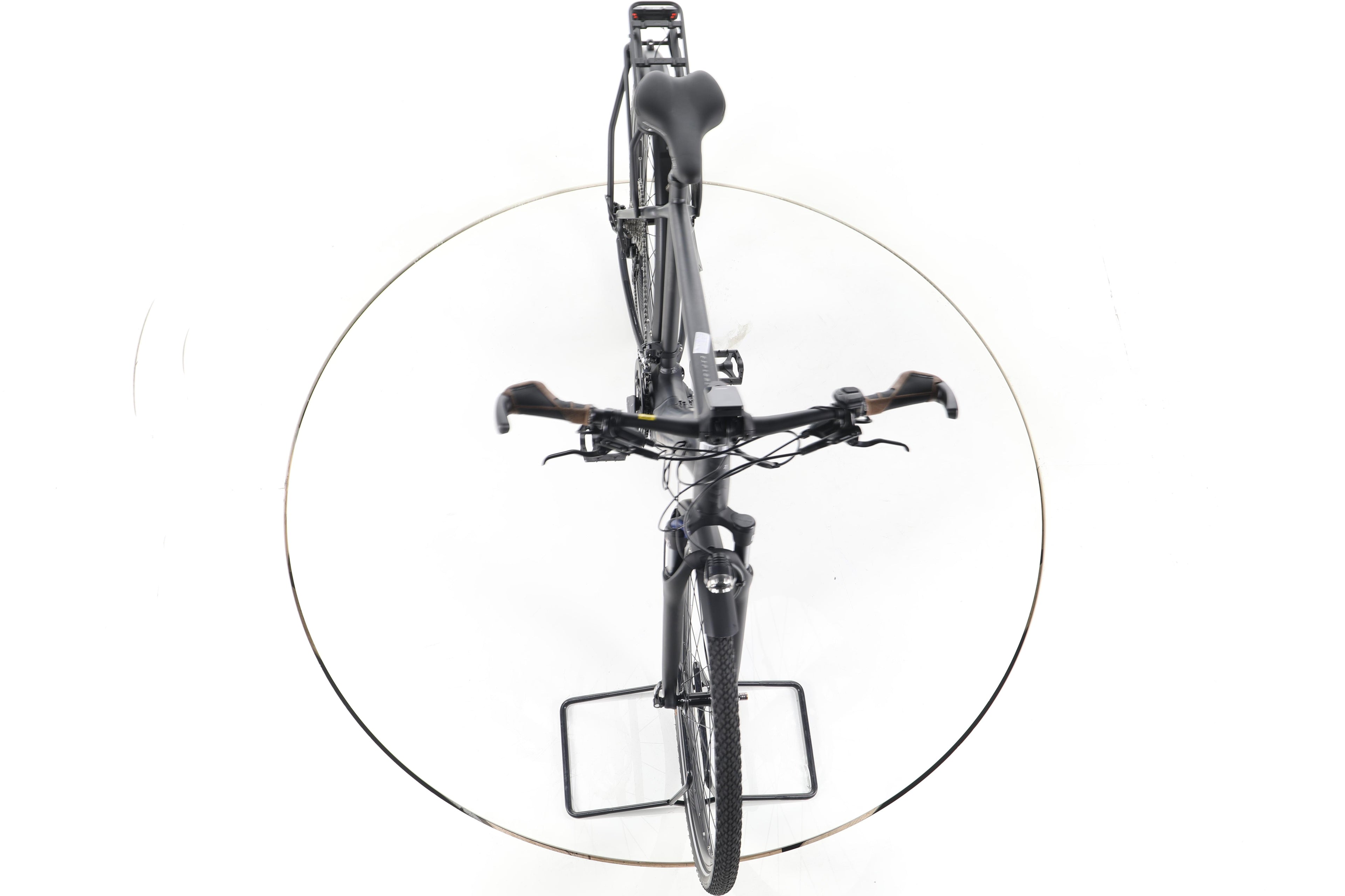 Giant Explore E+ 1 Trekking E-Bike - Image 16