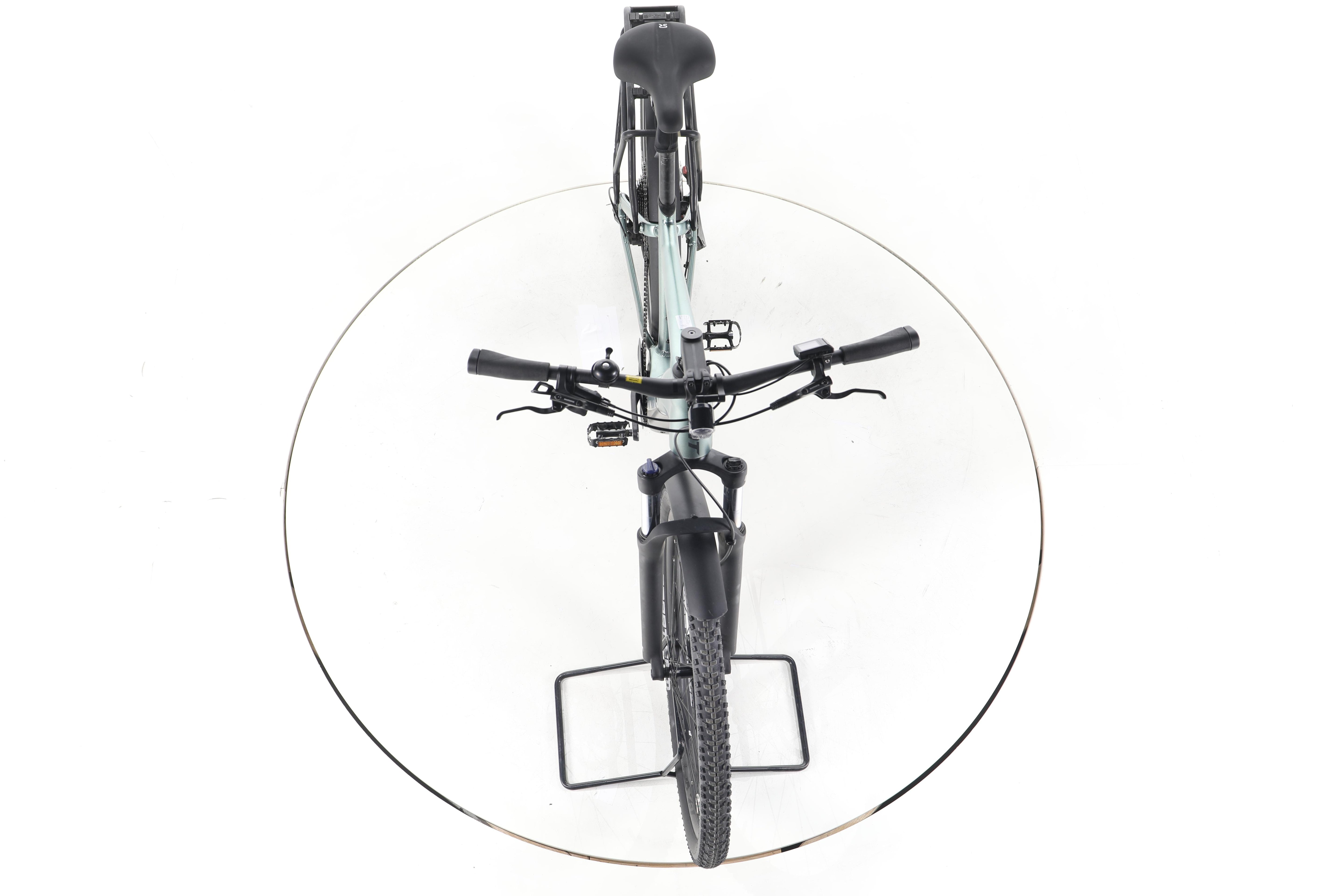 Giant Explore E+ 1 Trekking E-Bike - Image 16