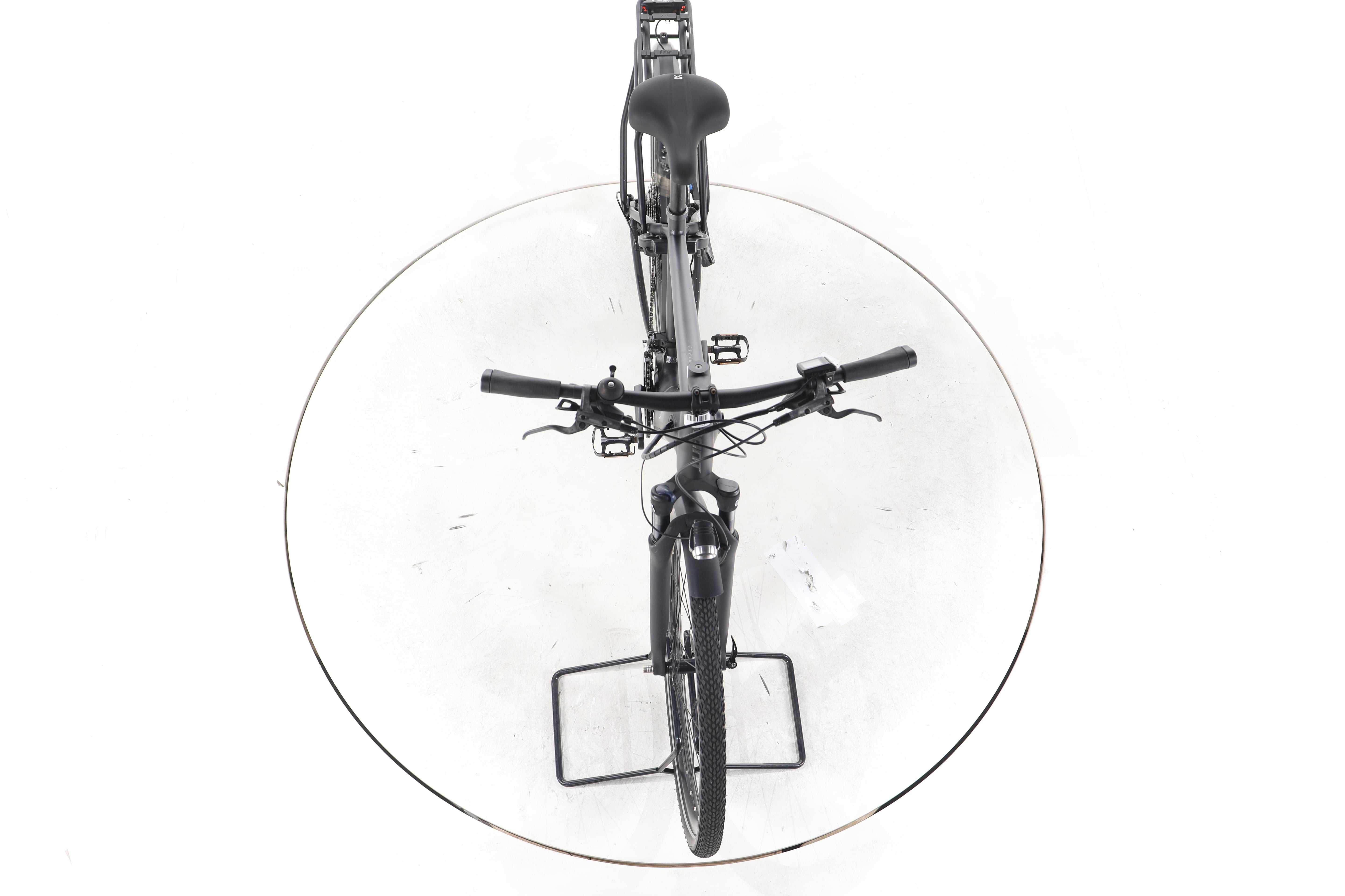 Giant Explore E+ Pro 1 Trekking E-Bike - Image 16