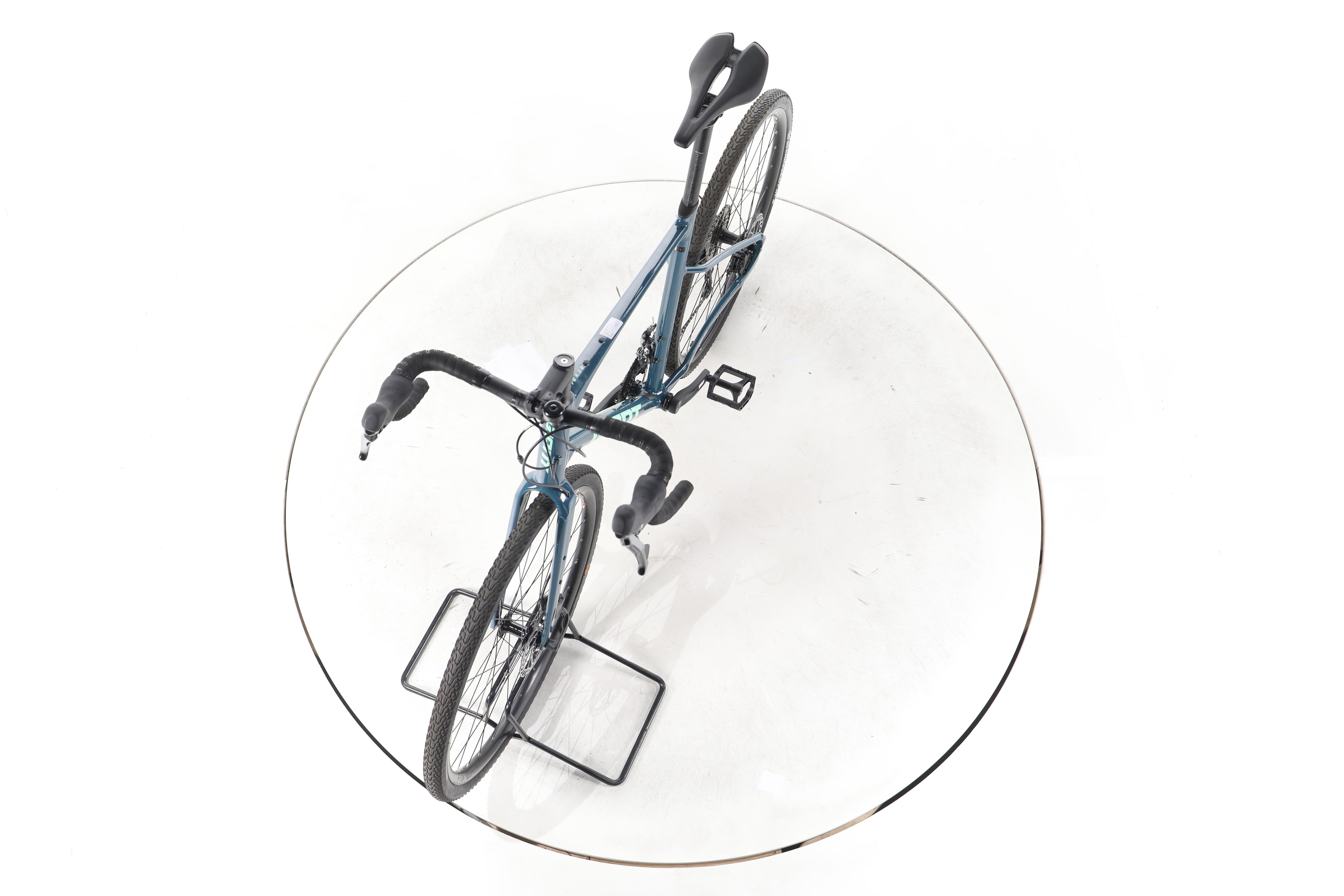 Giant Revolt 1 Gravelbike 2024 - Image 17