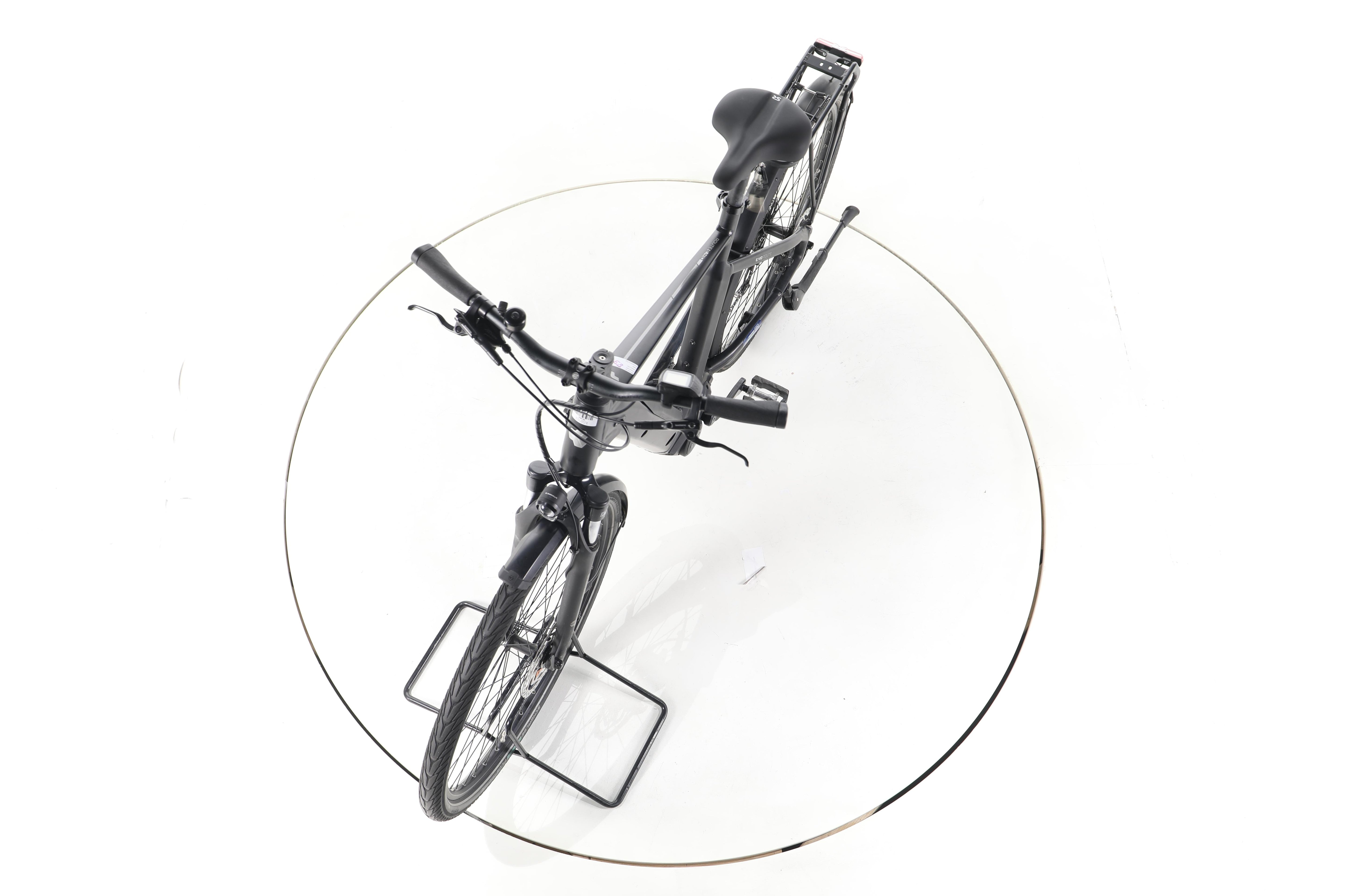 Carver Route E.410 Trekking E-Bike - Image 17