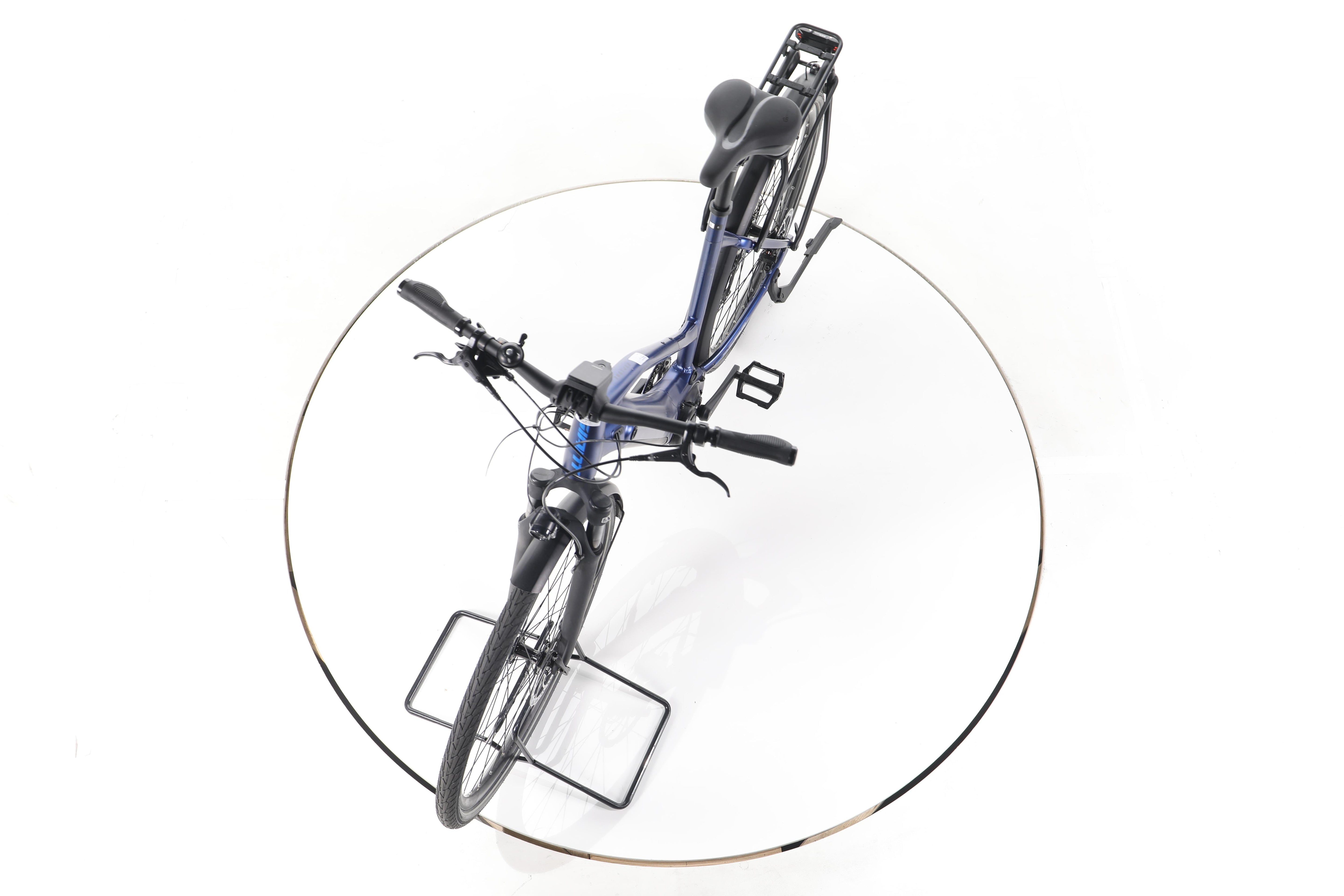 Giant EXPLORE E+ 2 Trekking E-Bike - Image 17