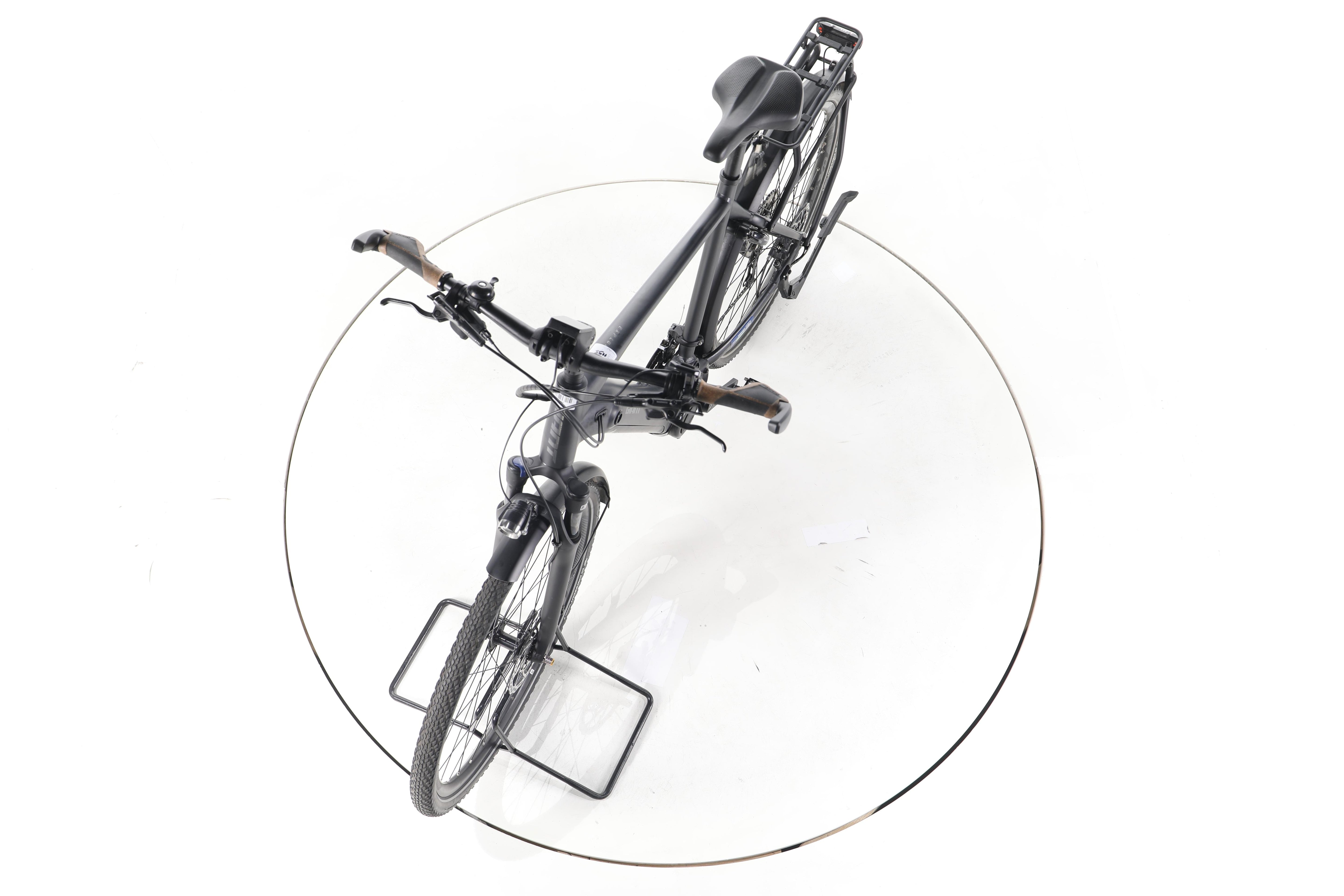 Giant Explore E+ 1 Trekking E-Bike - Image 17